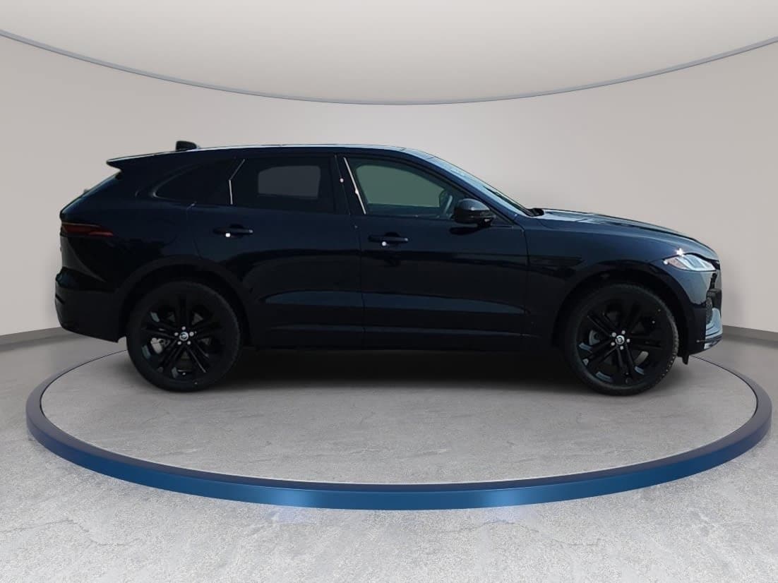 2026 Jaguar F-Pace R-Dynamic S - Photo 4