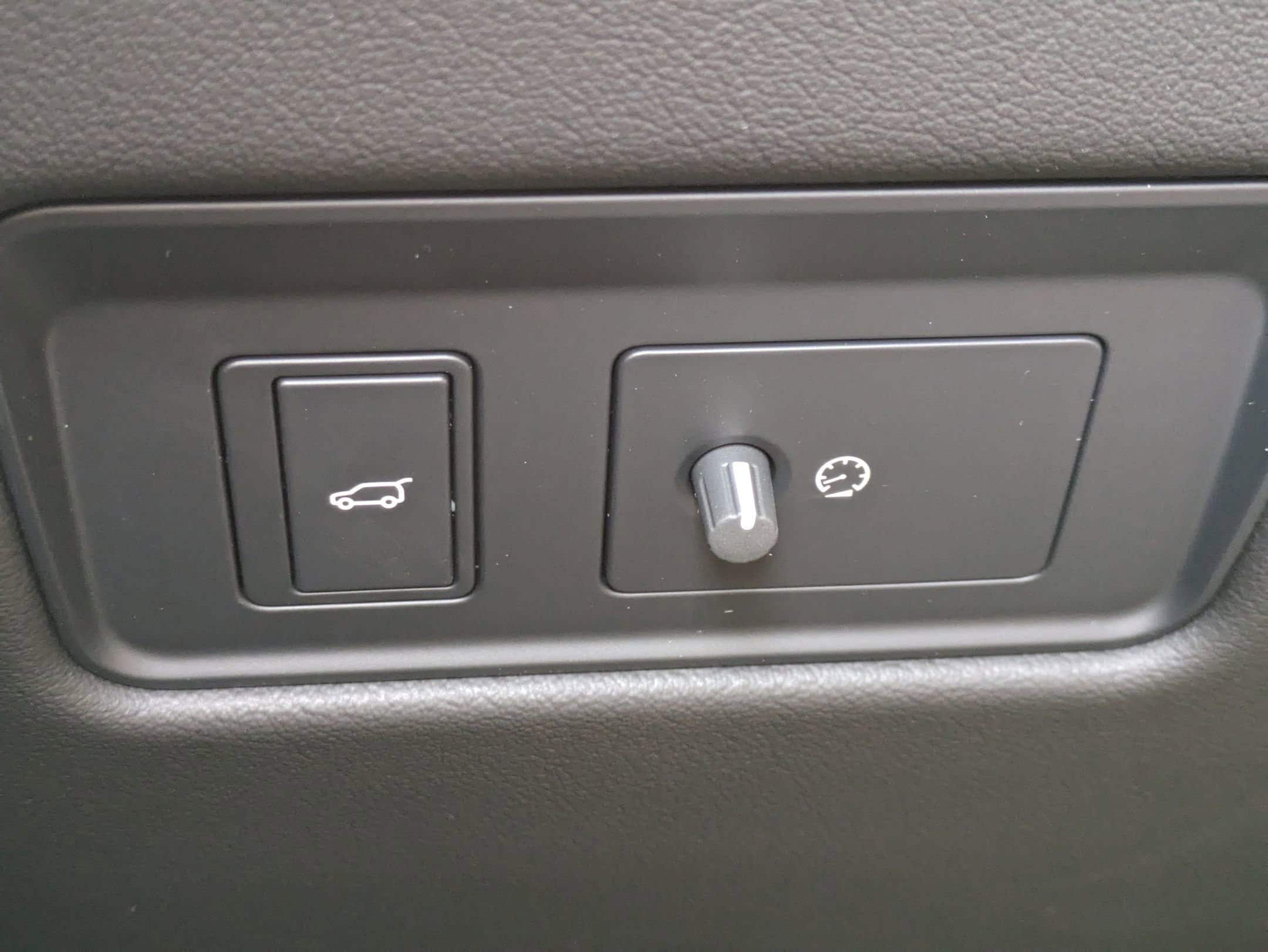 2026 Jaguar F-Pace R-Dynamic S - Photo 17