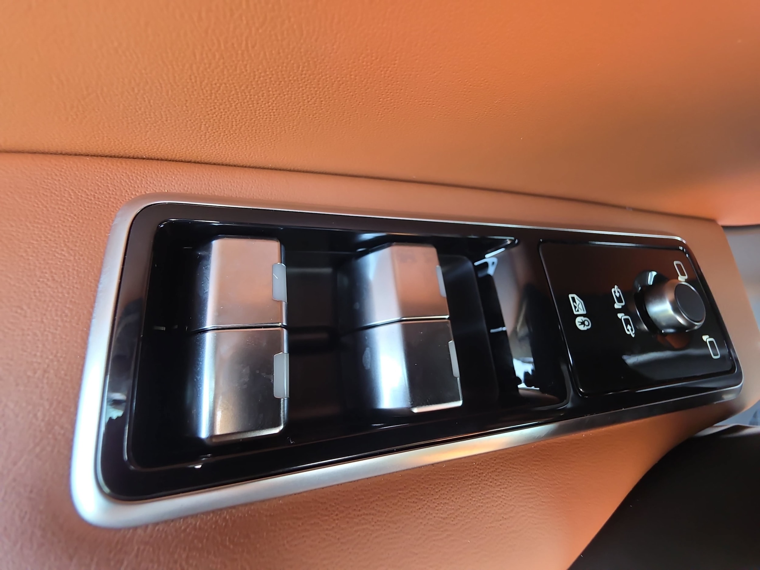 2026 Jaguar F-Pace R-Dynamic S - Photo 28