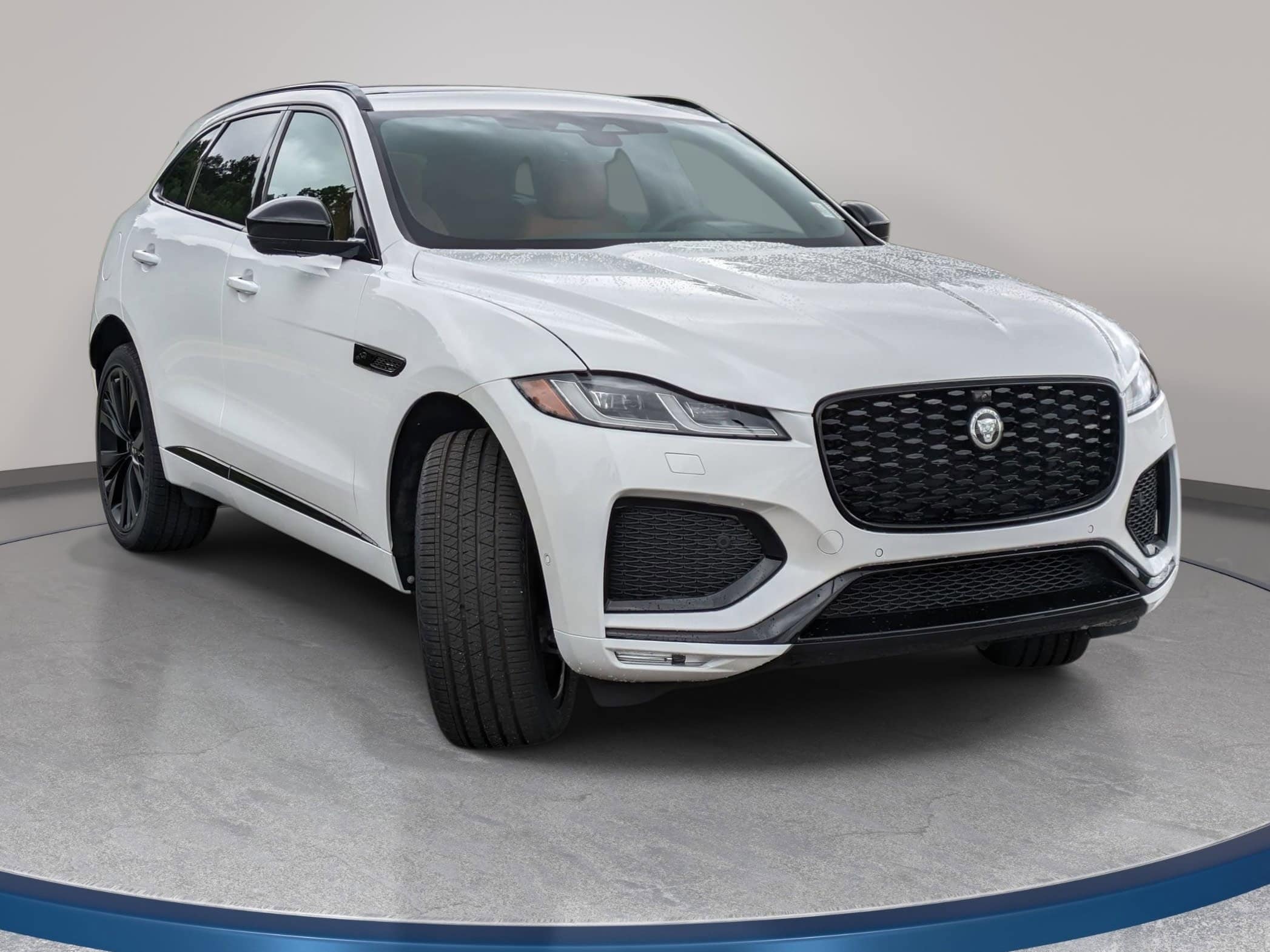 2026 Jaguar F-Pace R-Dynamic S - Photo 3