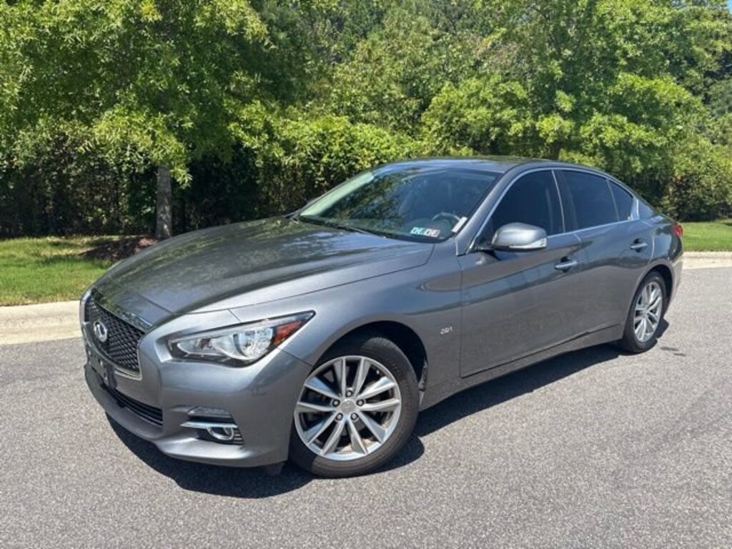 Used 2016 INFINITI Q50 2.0t Premium Sedan