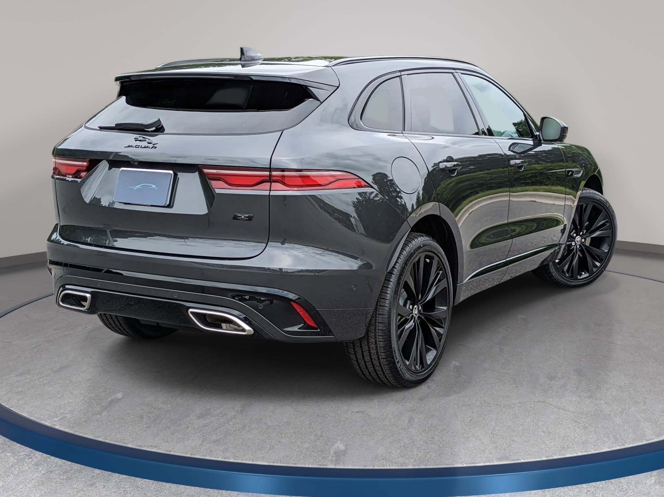 2026 Jaguar F-Pace R-Dynamic S - Photo 6