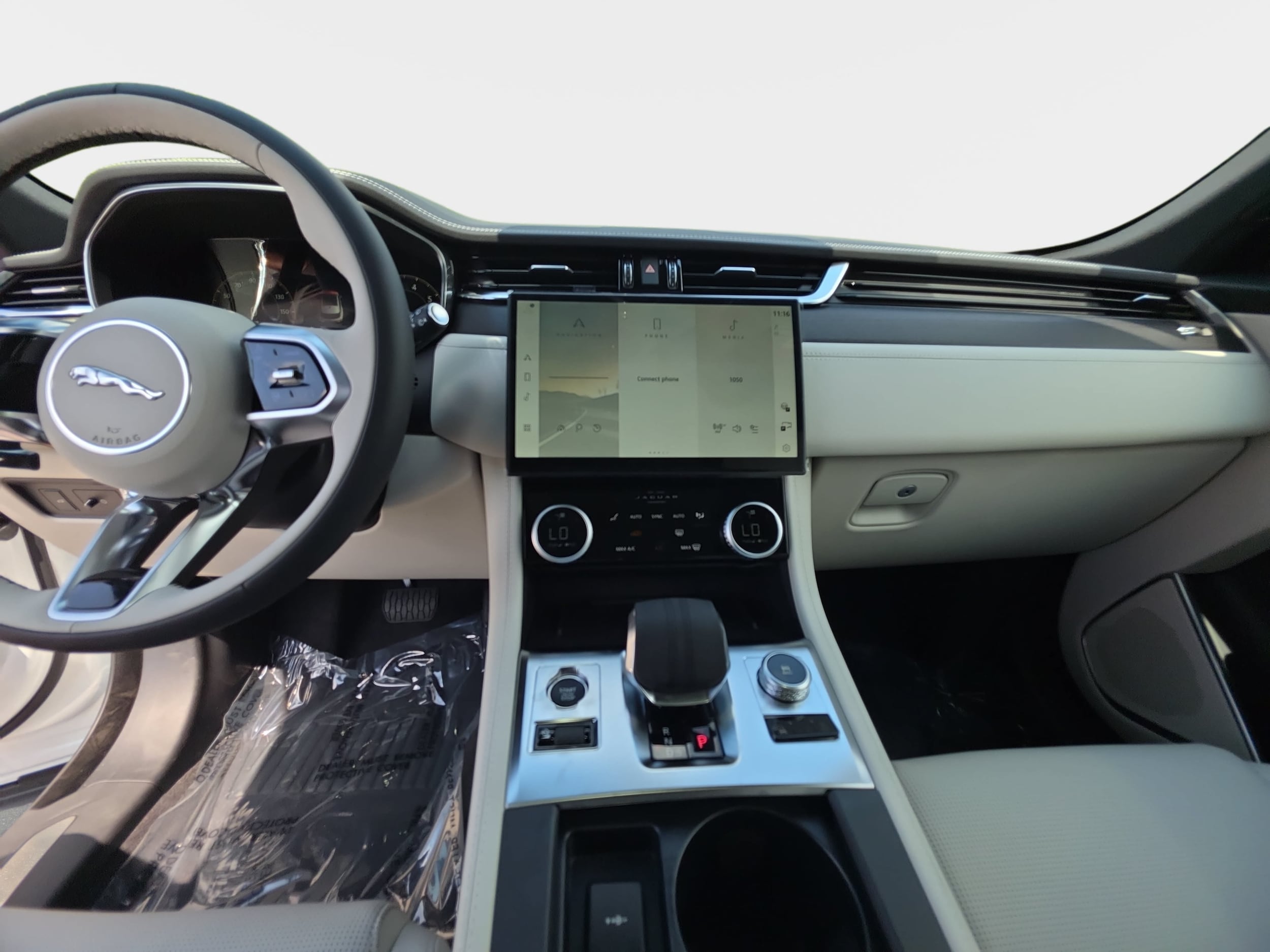 2026 Jaguar F-Pace R-Dynamic S - Photo 20