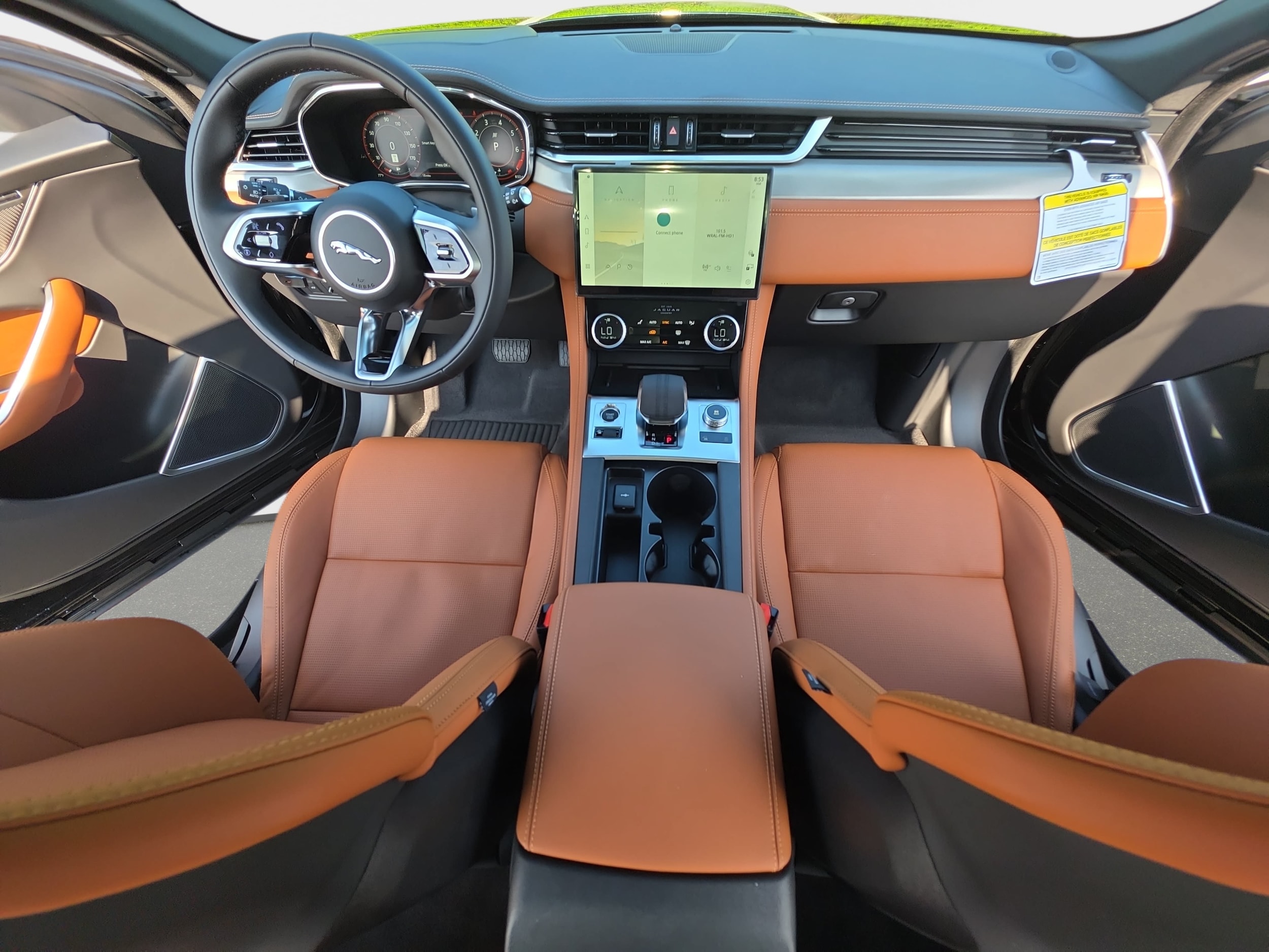 2026 Jaguar F-Pace R-Dynamic S - Photo 9