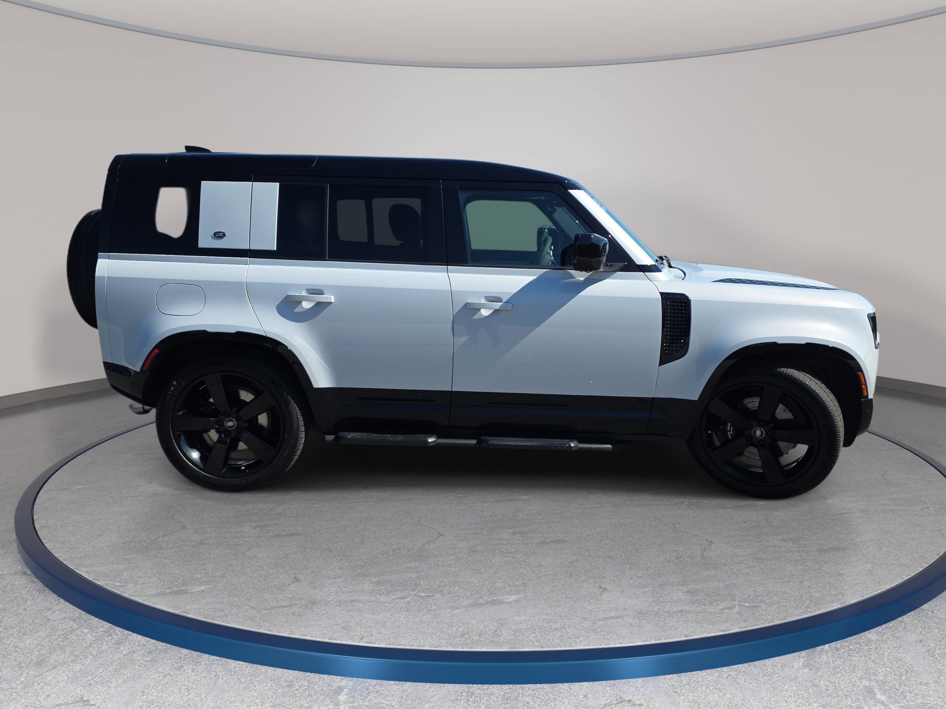 Used 2023 Land Rover Defender V8 SUV