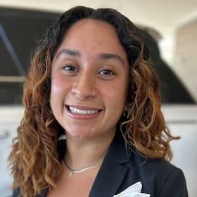 Staff member Isabella Zepeda from ID_786aecac1a65