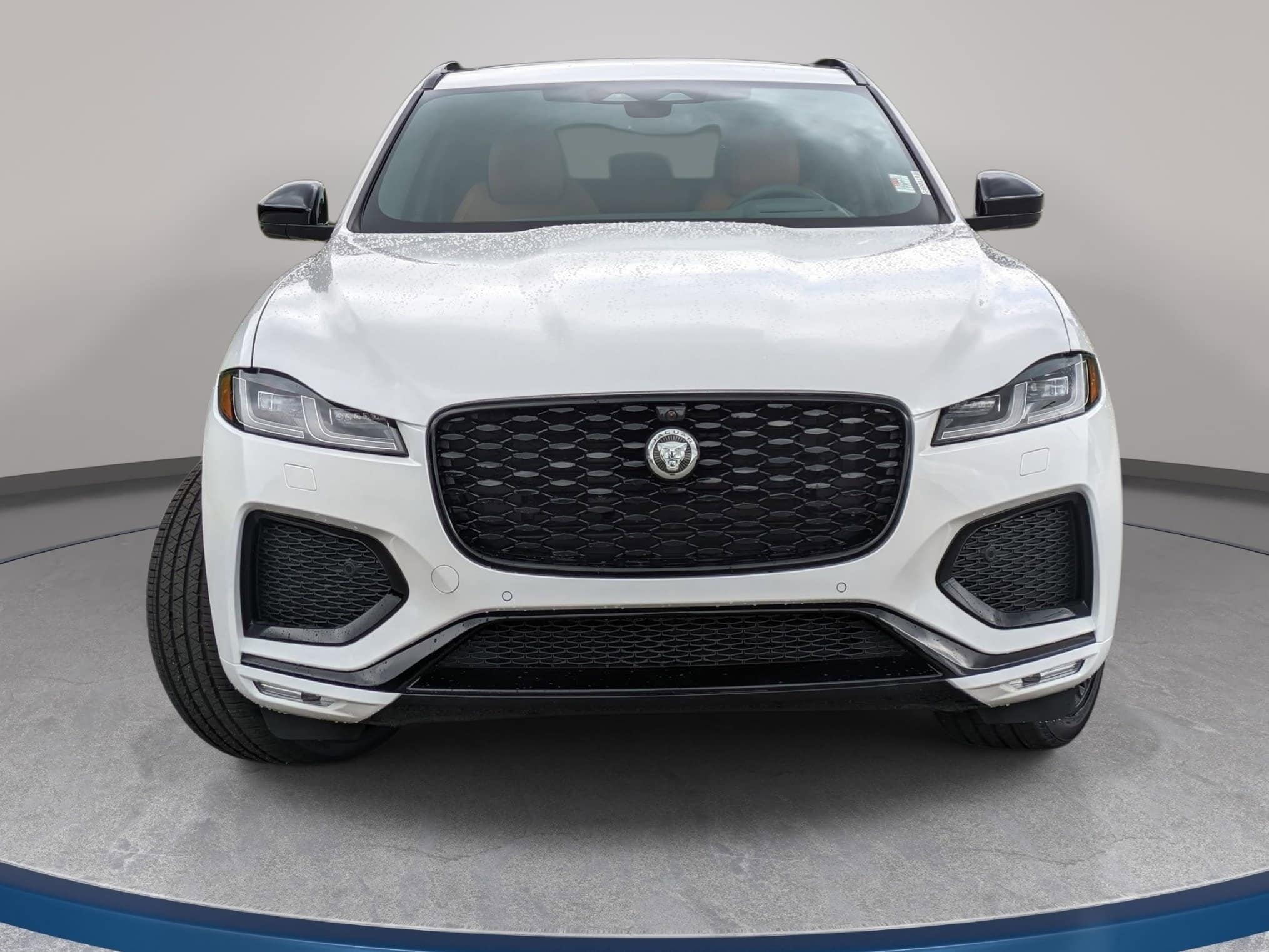 2026 Jaguar F-Pace R-Dynamic S - Photo 2