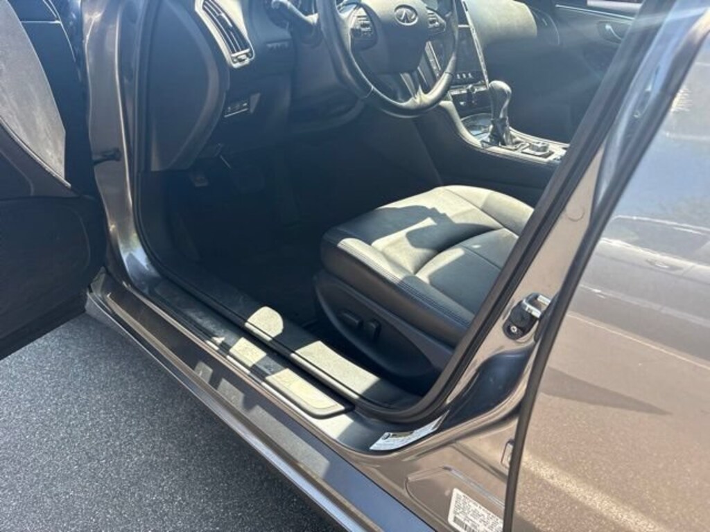 Used 2016 INFINITI Q50 2.0t Premium Sedan