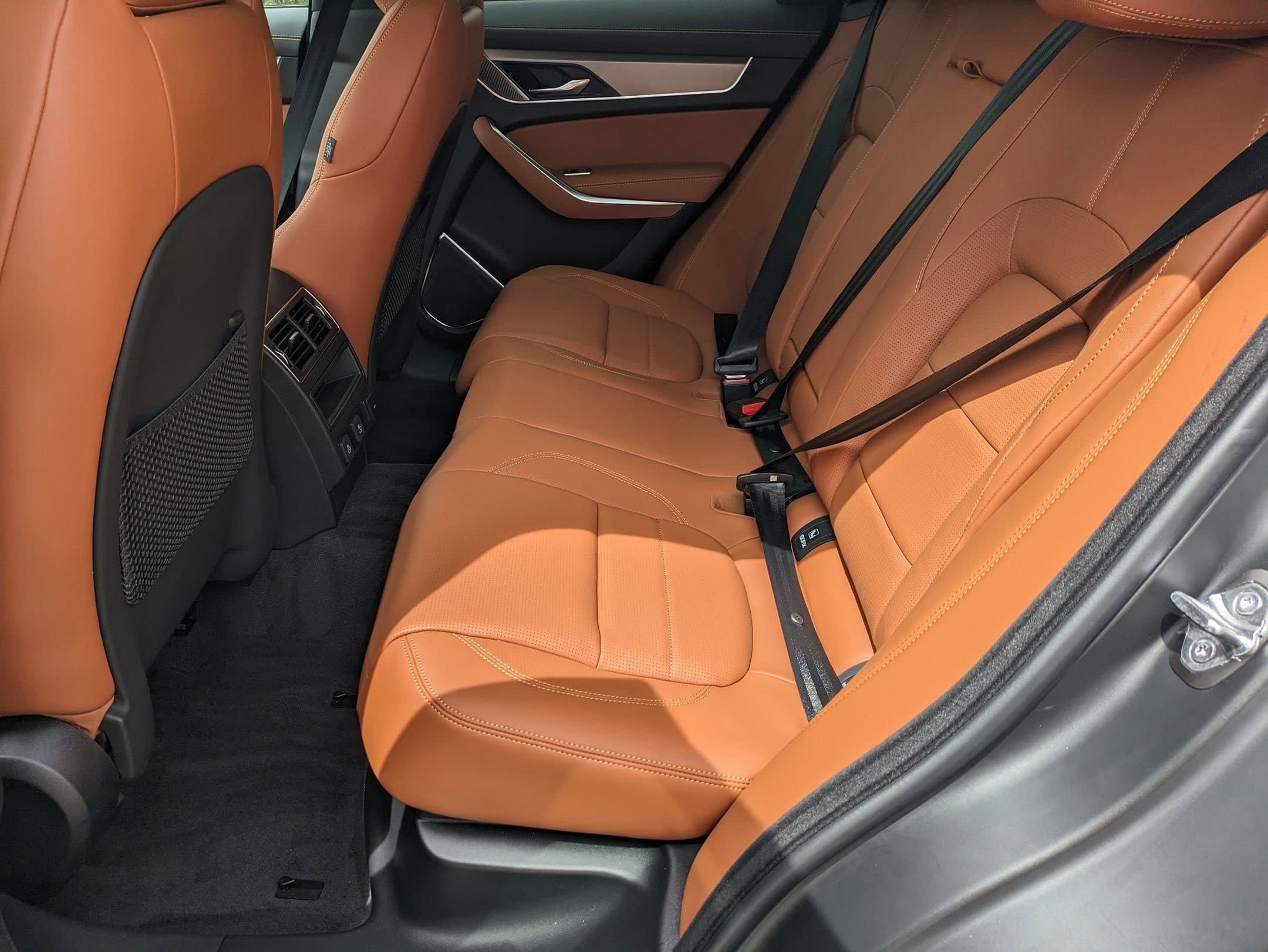 2026 Jaguar F-Pace R-Dynamic S - Photo 25