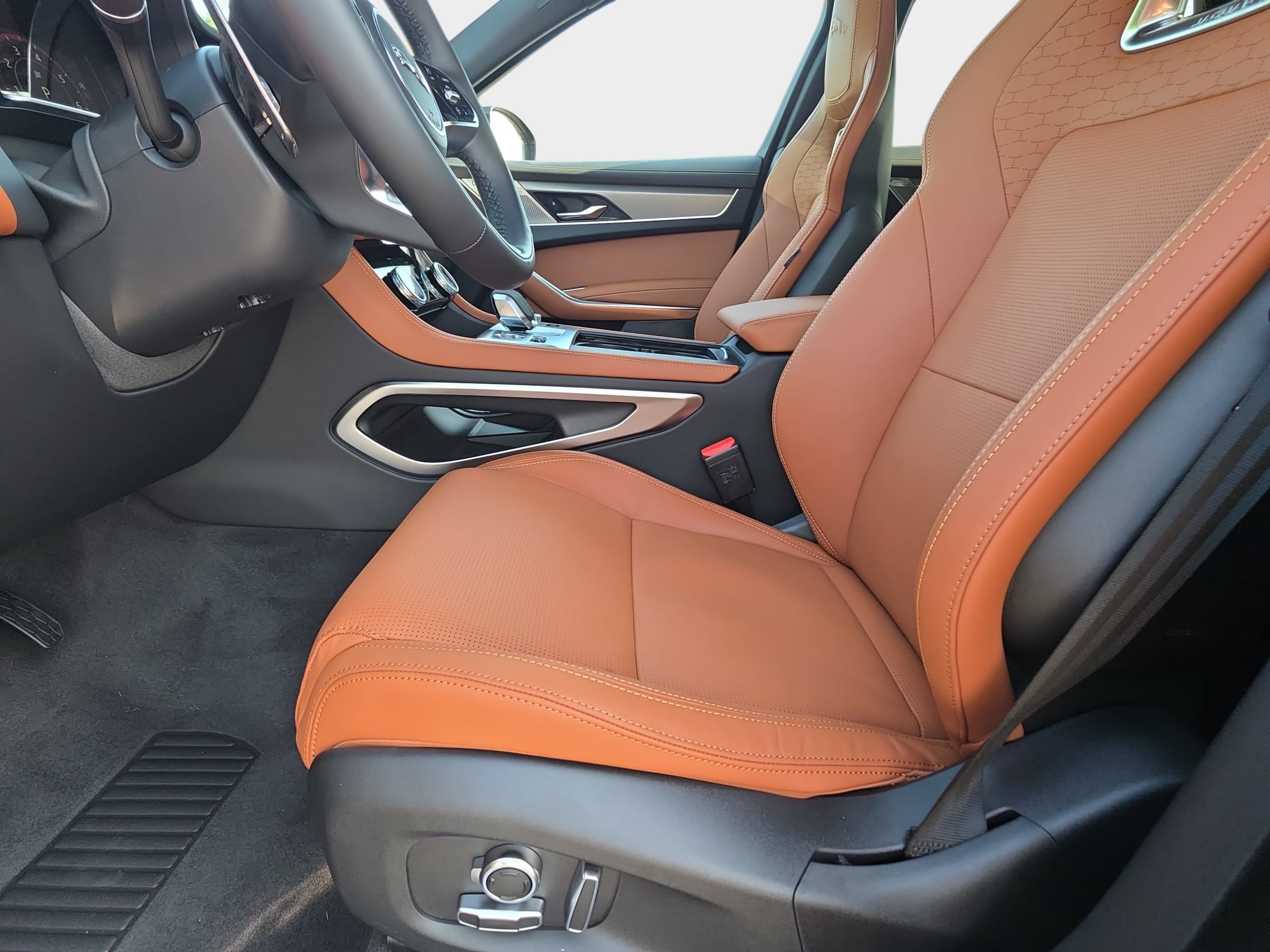 2026 Jaguar F-Pace R-Dynamic S - Photo 15