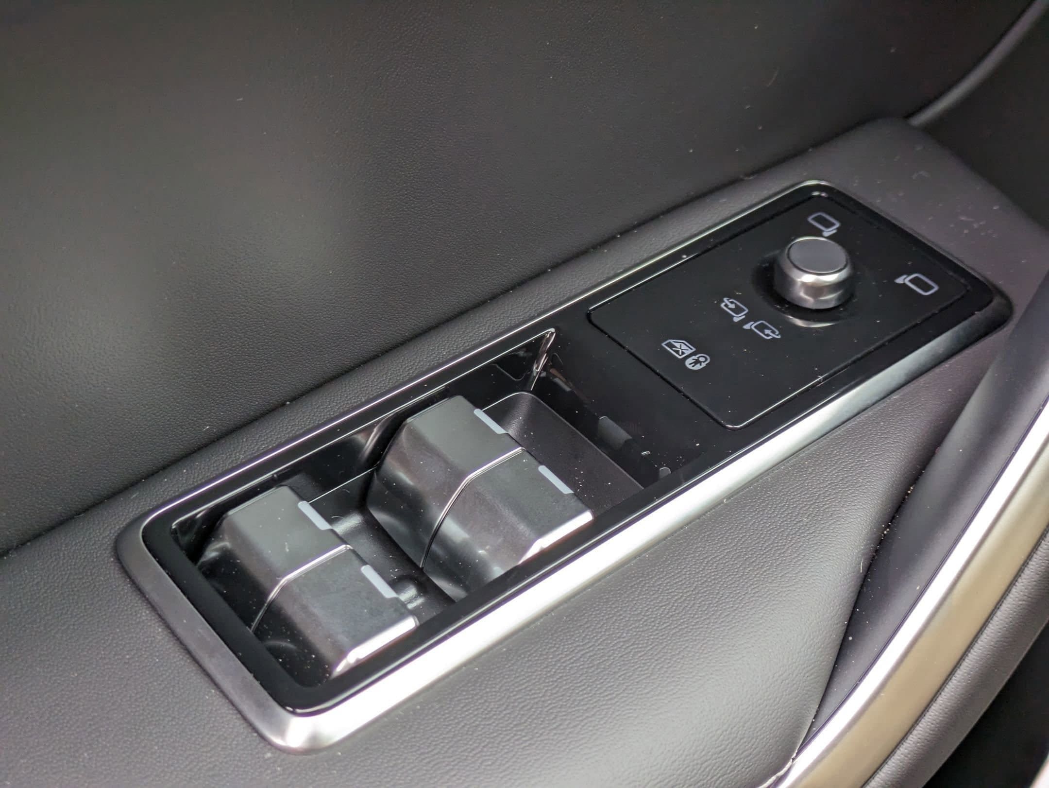 2026 Jaguar F-Pace R-Dynamic S - Photo 21