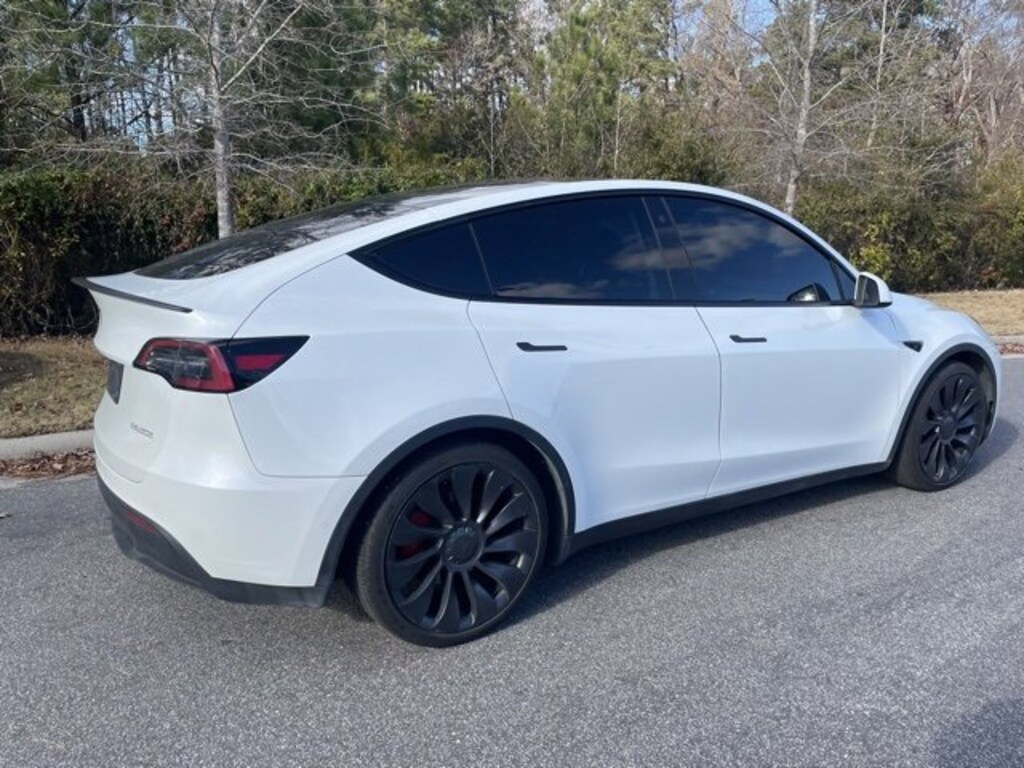 Used 2022 Tesla Model Y Performance SUV