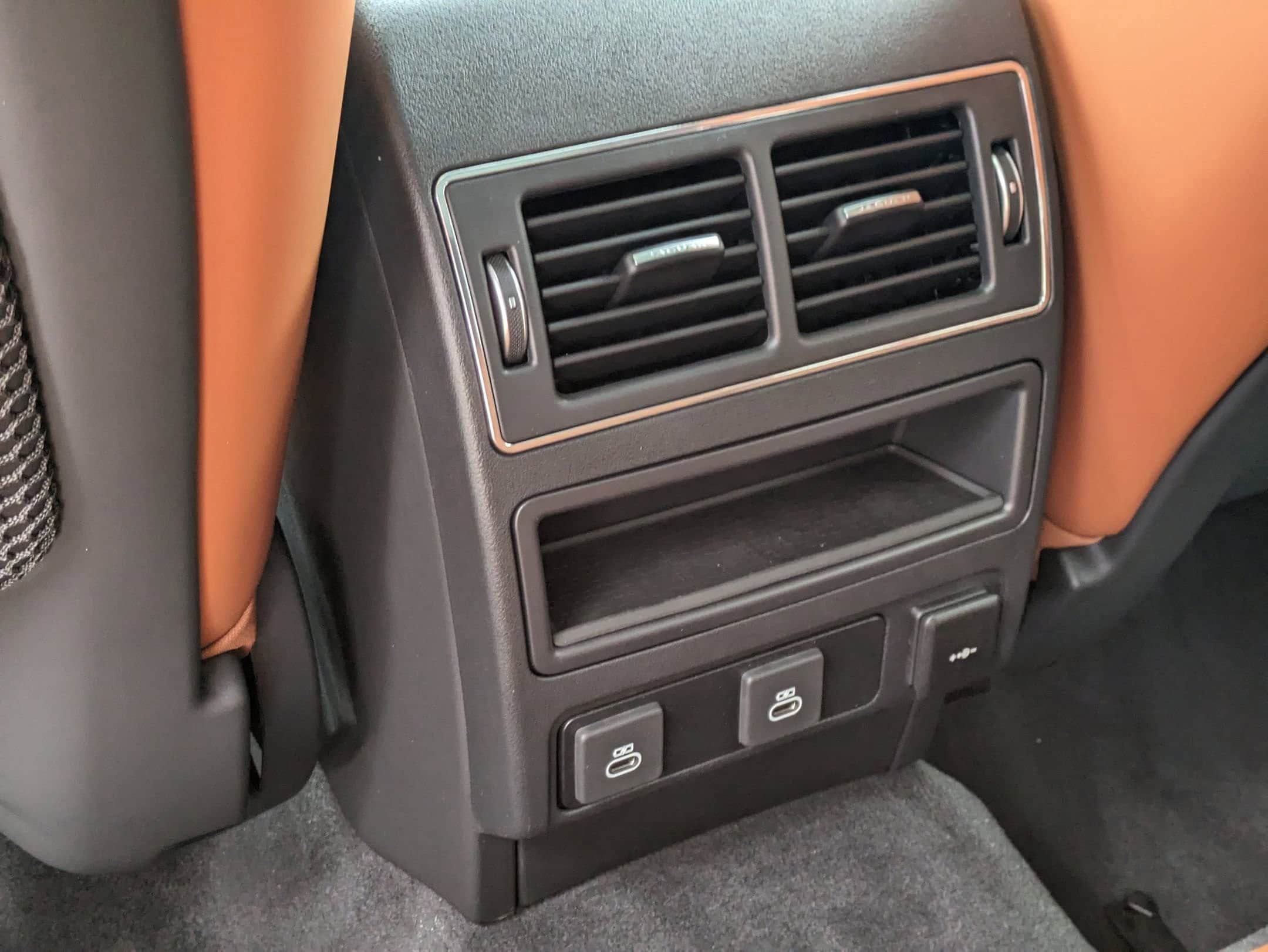 2026 Jaguar F-Pace R-Dynamic S - Photo 24