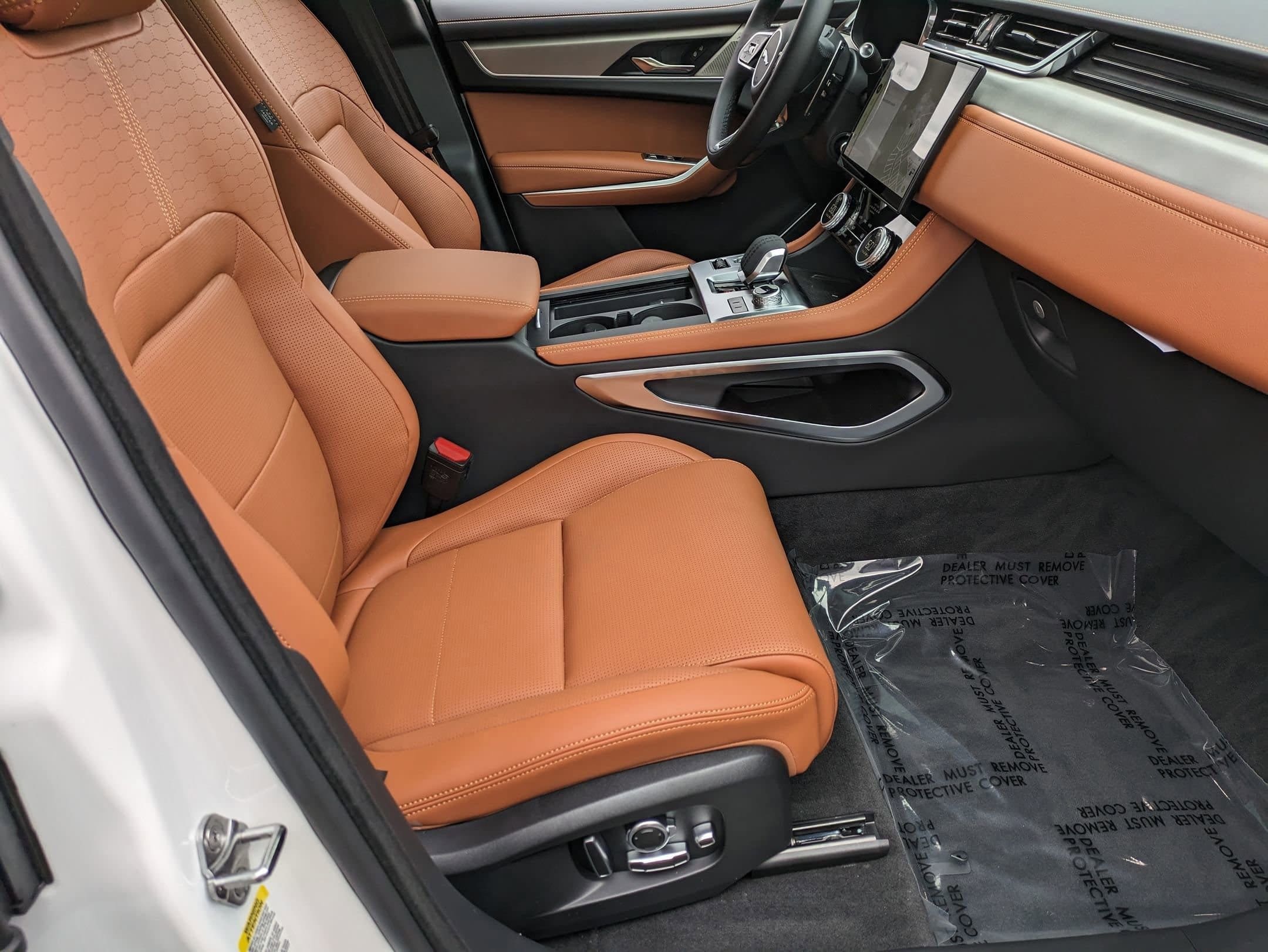 2026 Jaguar F-Pace R-Dynamic S - Photo 29