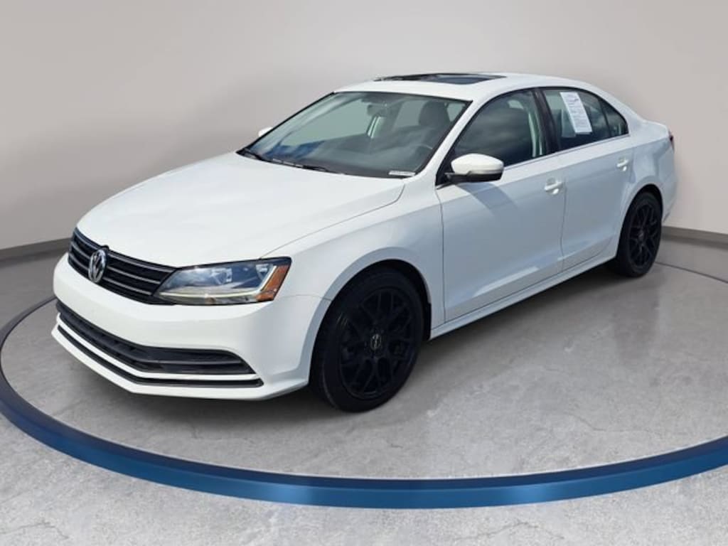 Used 2017 Volkswagen Jetta 1.4T SE Sedan