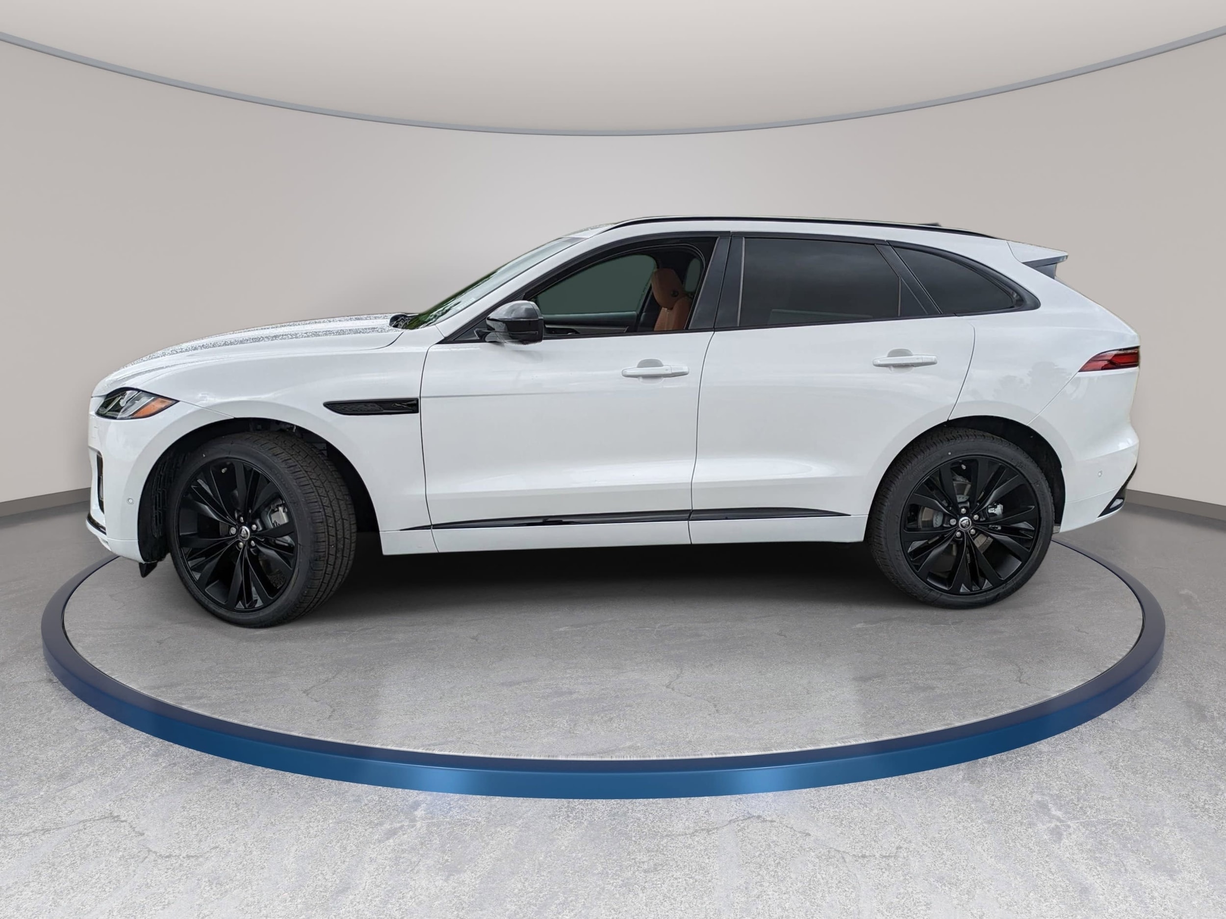 2026 Jaguar F-Pace R-Dynamic S - Photo 8