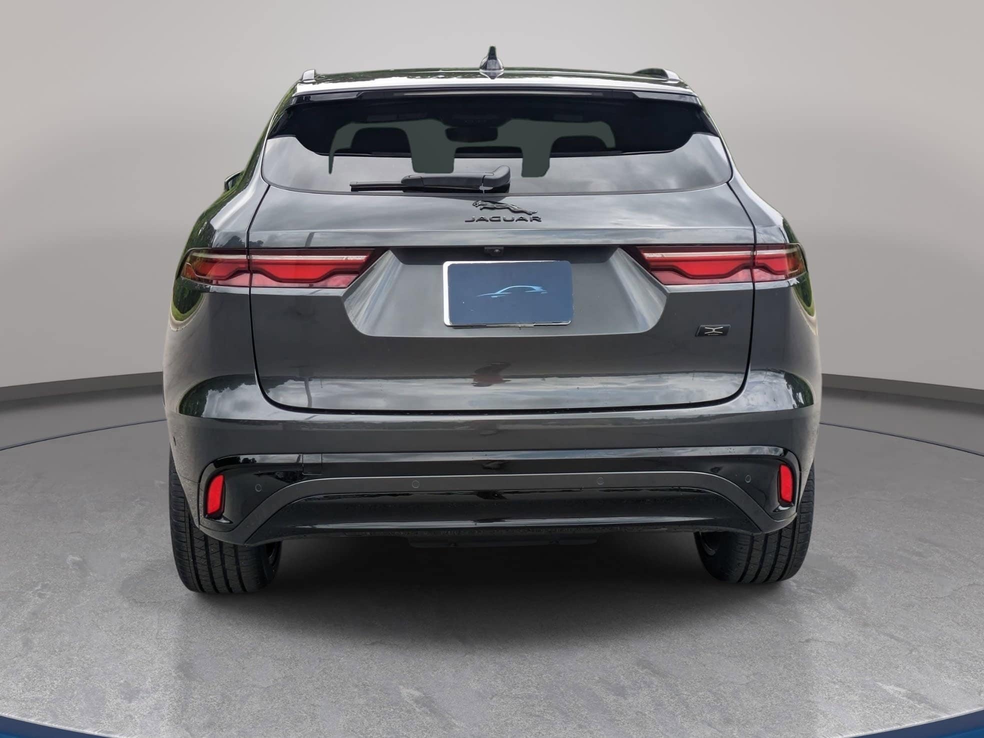 2026 Jaguar F-Pace R-Dynamic S - Photo 6