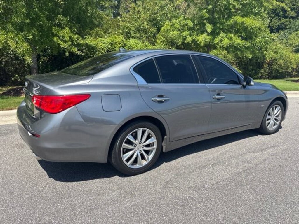 Used 2016 INFINITI Q50 2.0t Premium Sedan