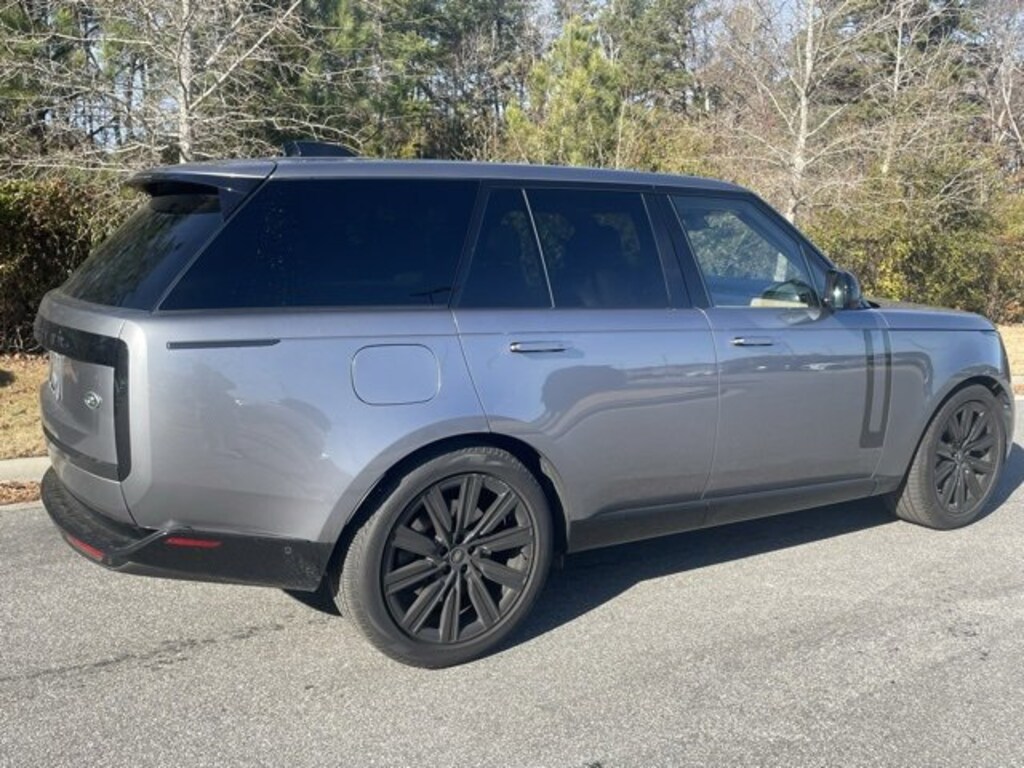 Used 2023 Land Rover Range Rover SE SUV