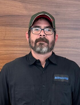 Staff member Joe Vergas from 698e22039557