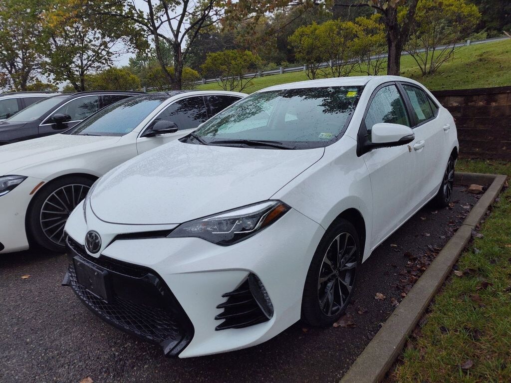 Used 2018 Toyota Corolla SE Sedan