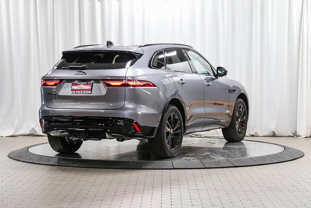 2023 Jaguar F-PACE P250 S photo 4
