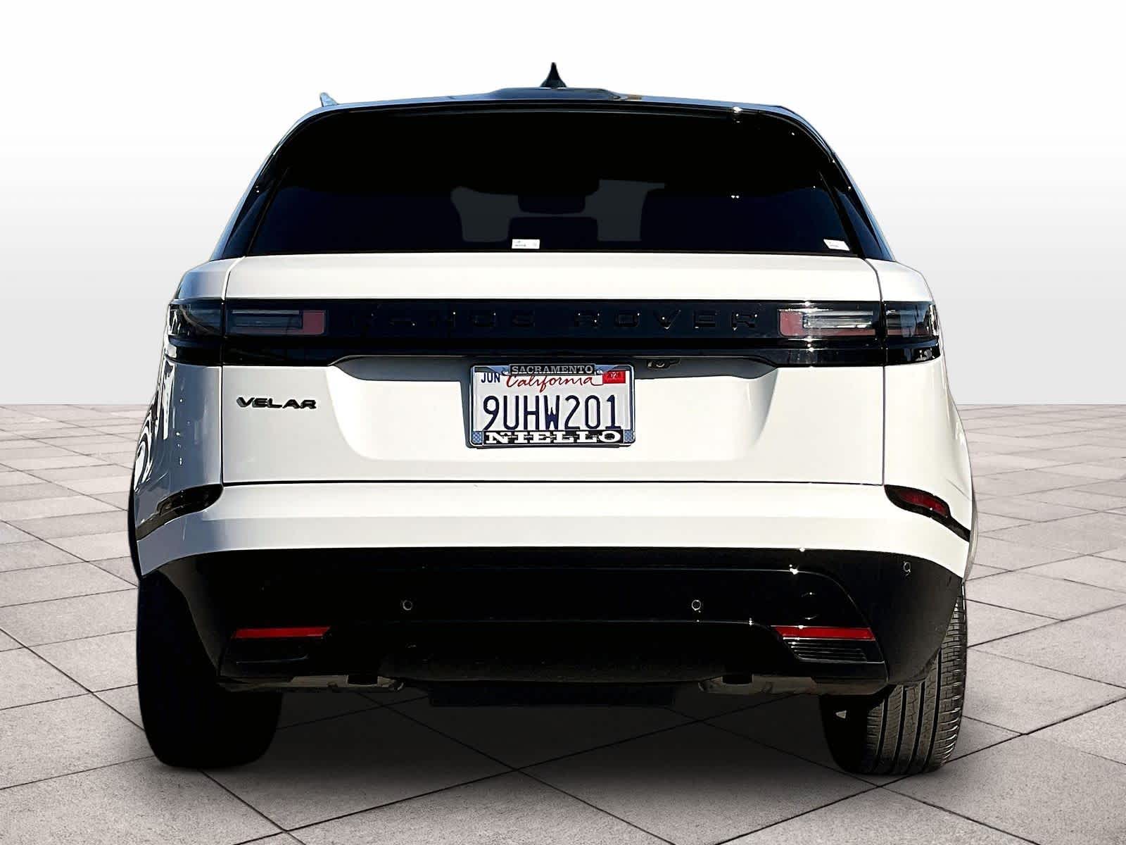 2026 Land Rover Range Rover Velar Dynamic SE photo 4