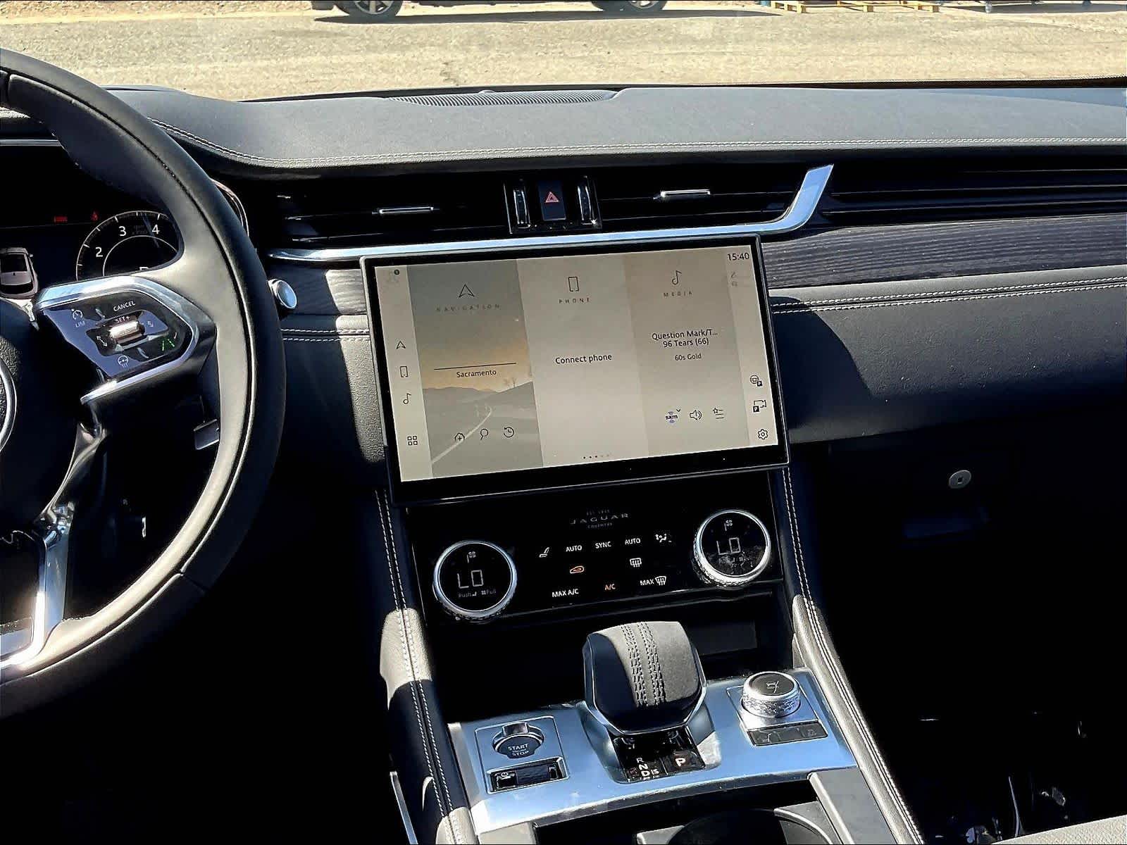 2026 Jaguar F-Pace R-Dynamic S - Photo 6