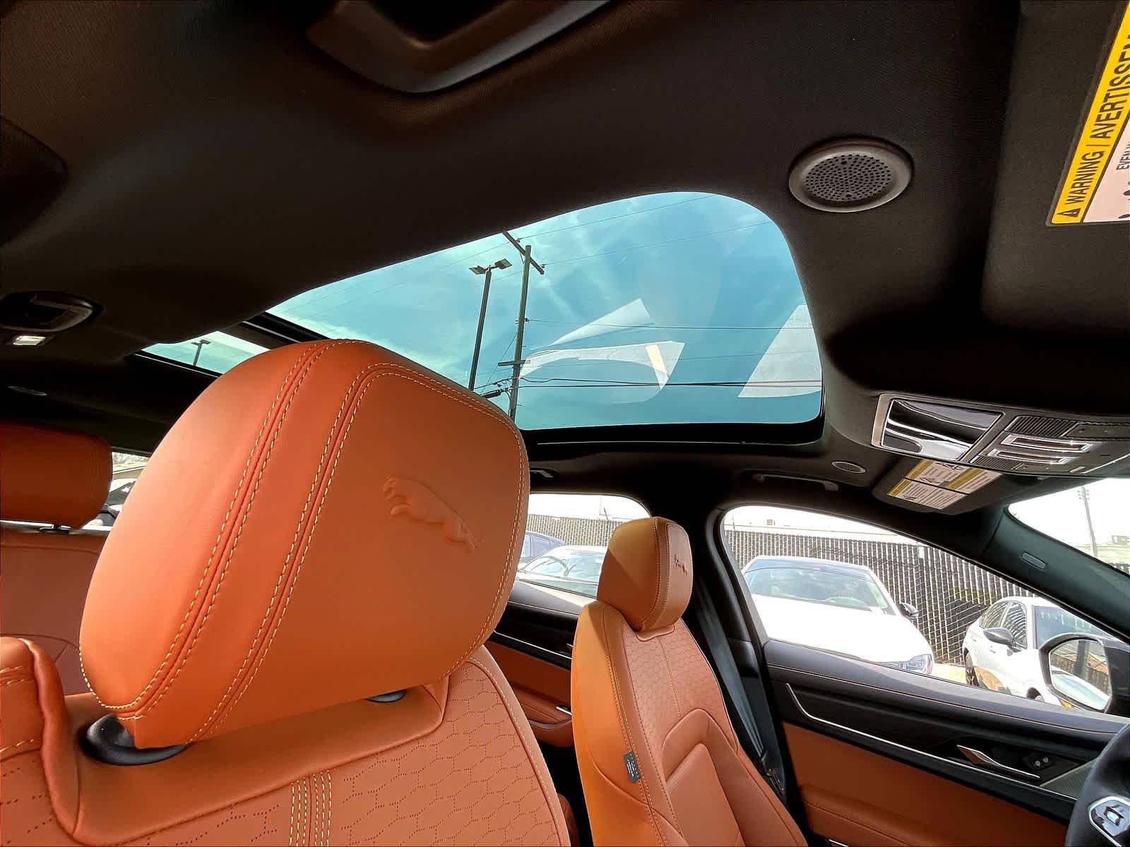 2026 Jaguar F-Pace R-Dynamic S - Photo 29