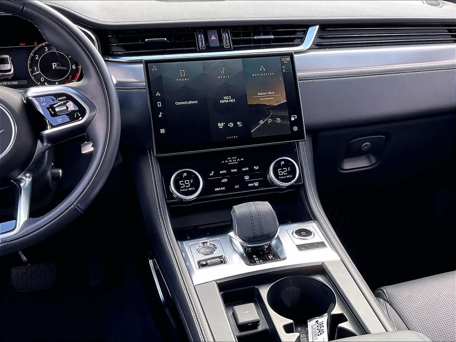 2025 Jaguar F-PACE R-Dynamic S photo 6