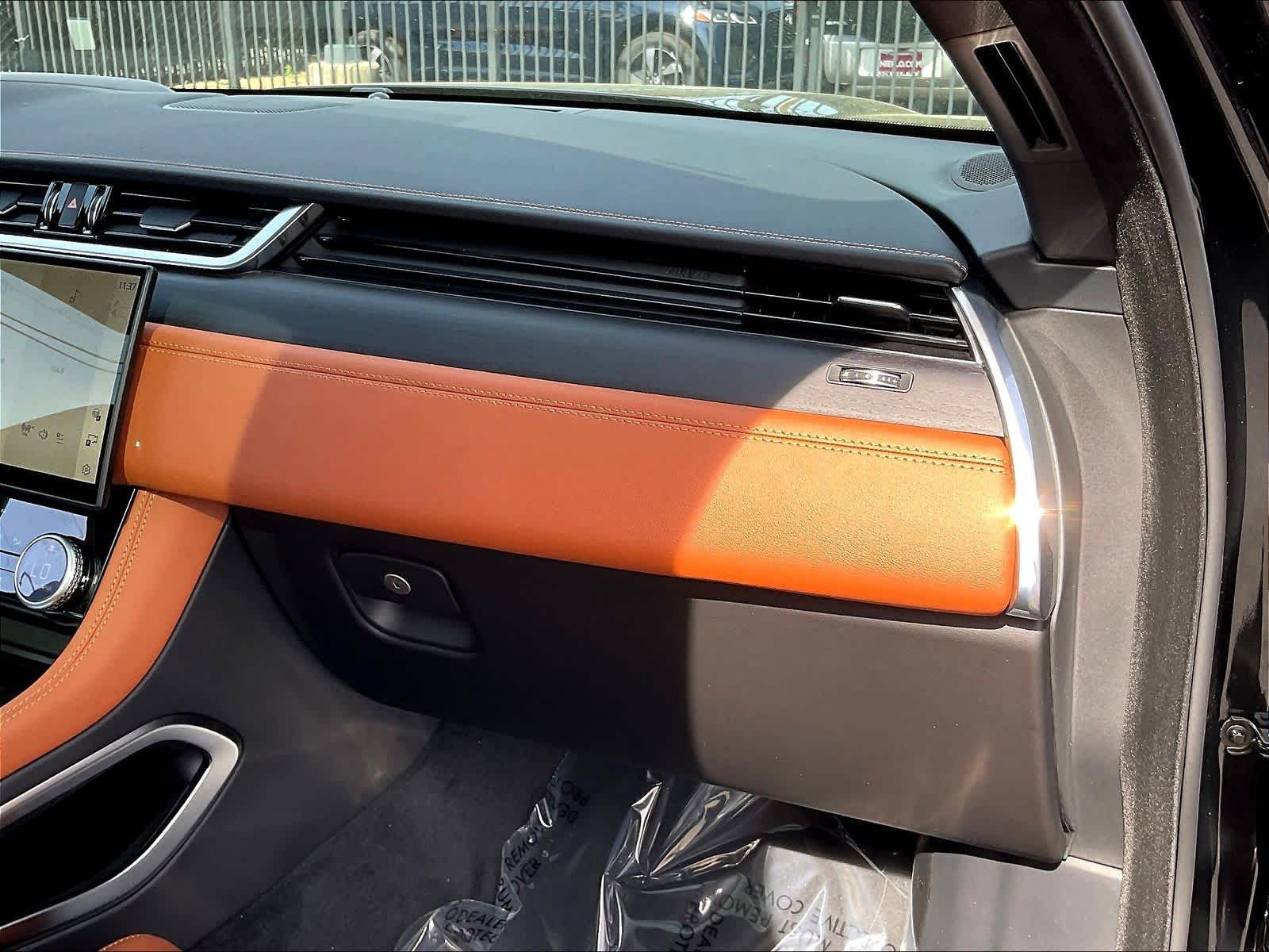 2026 Jaguar F-Pace R-Dynamic S - Photo 28