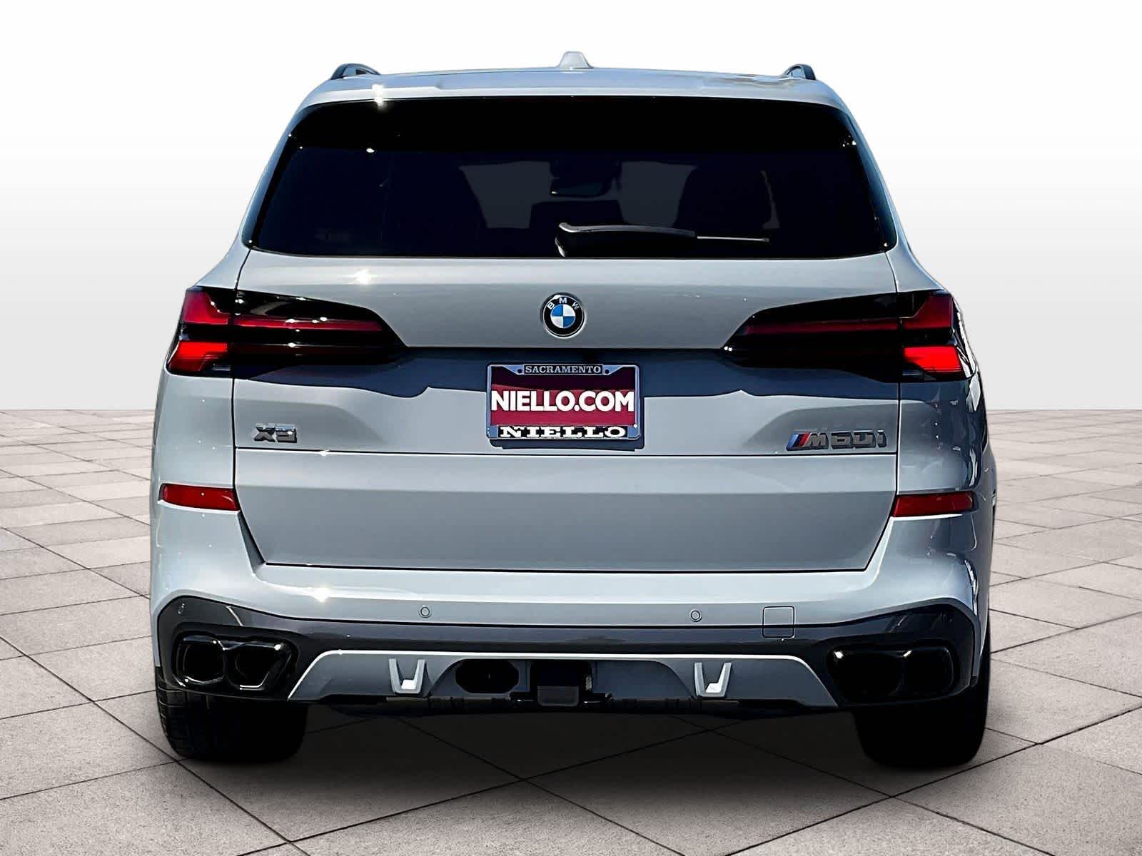 2026 BMW X5 M60i M60i photo 4