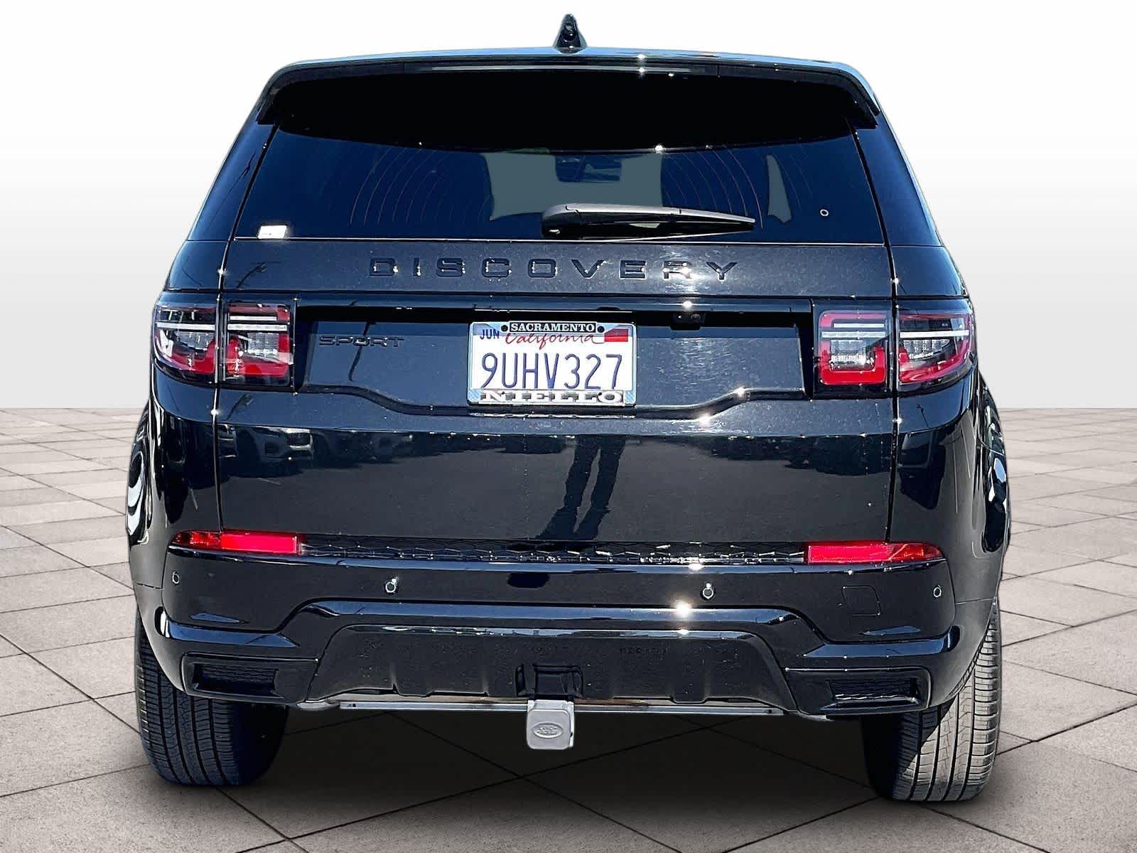 2025 Land Rover Discovery Sport Dynamic SE photo 4