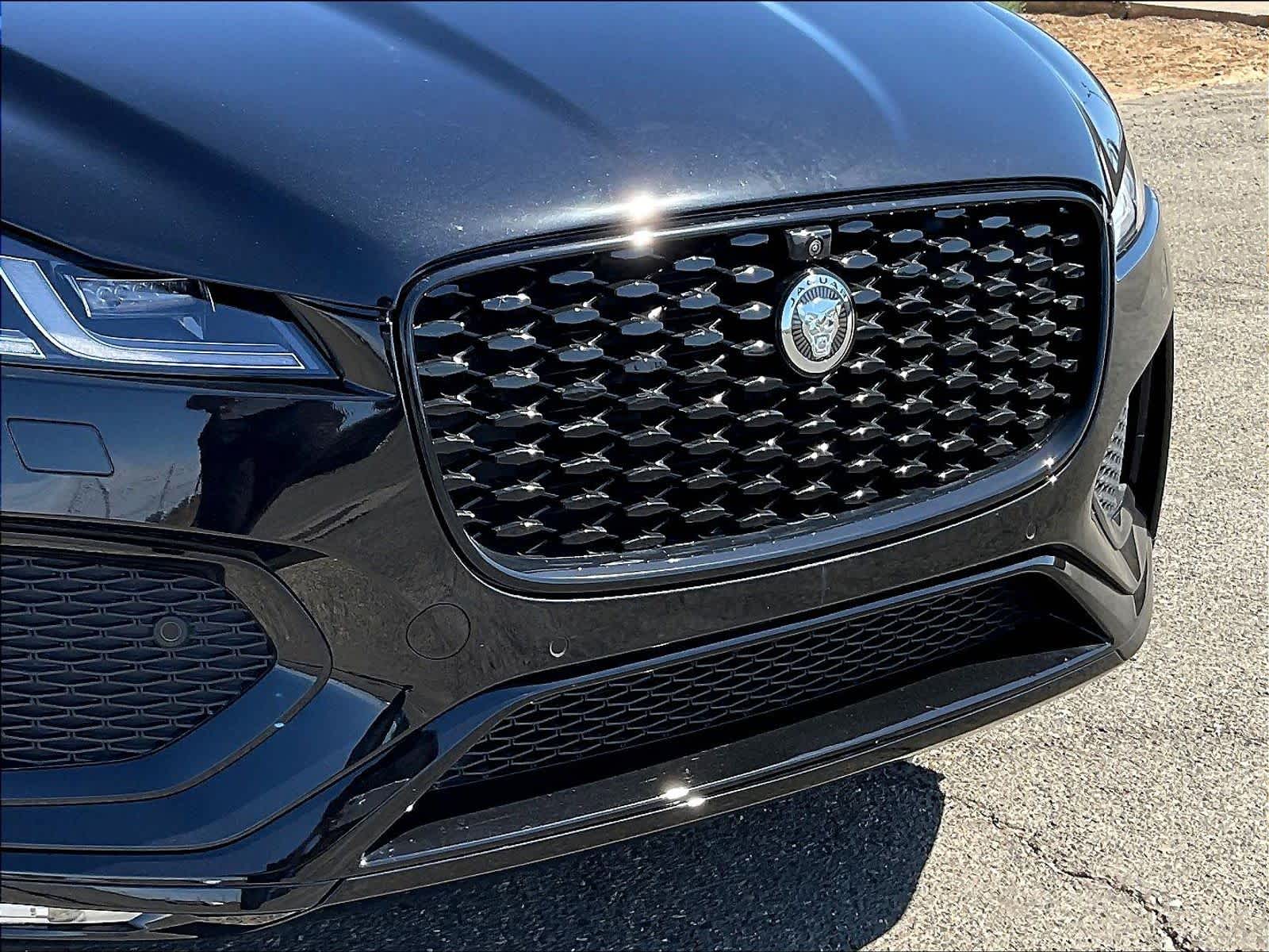 2026 Jaguar F-Pace R-Dynamic S - Photo 30
