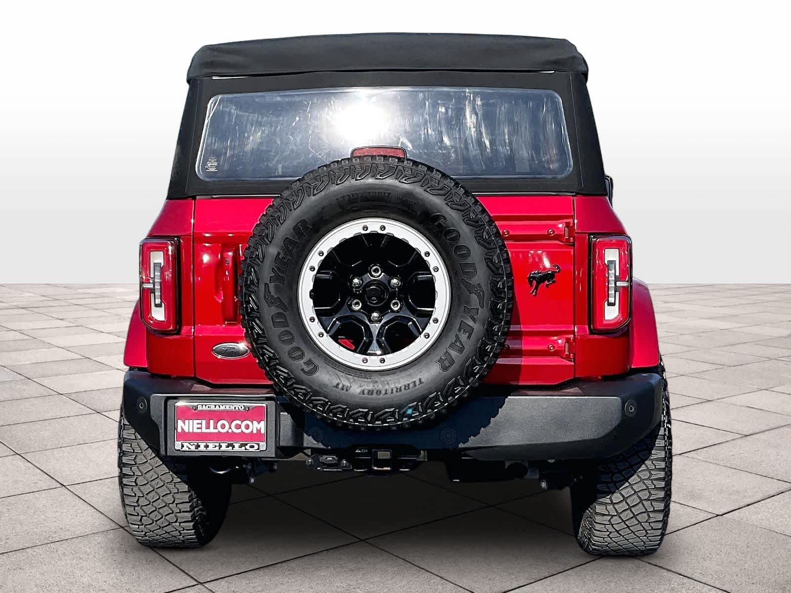 2021 Ford Bronco Outer Banks photo 4