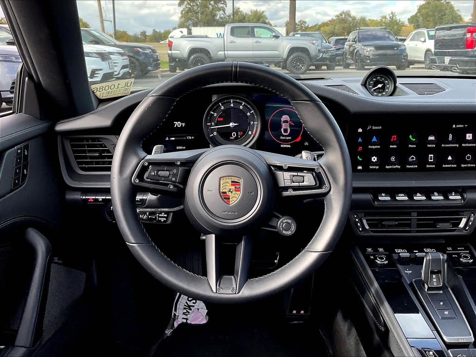 2024 Porsche 911 Carrera 4S photo 5