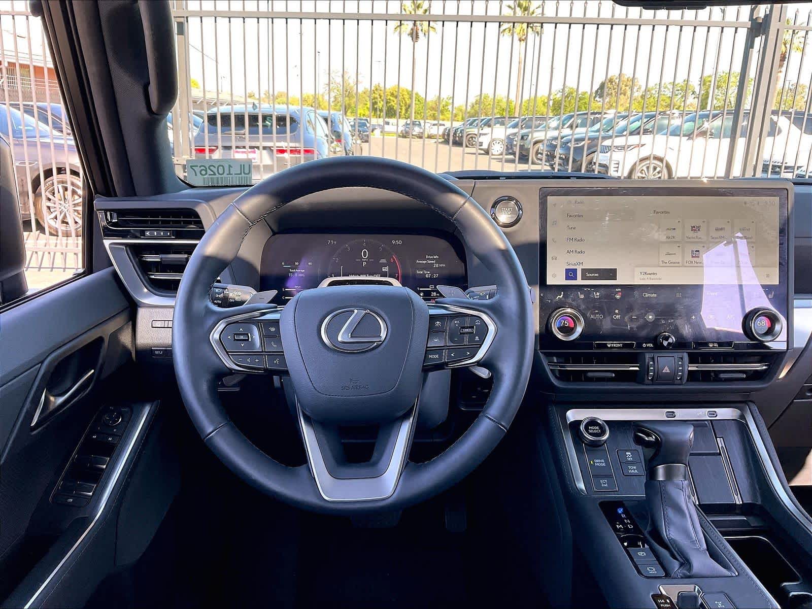 2024 LEXUS GX 550 Luxury photo 5