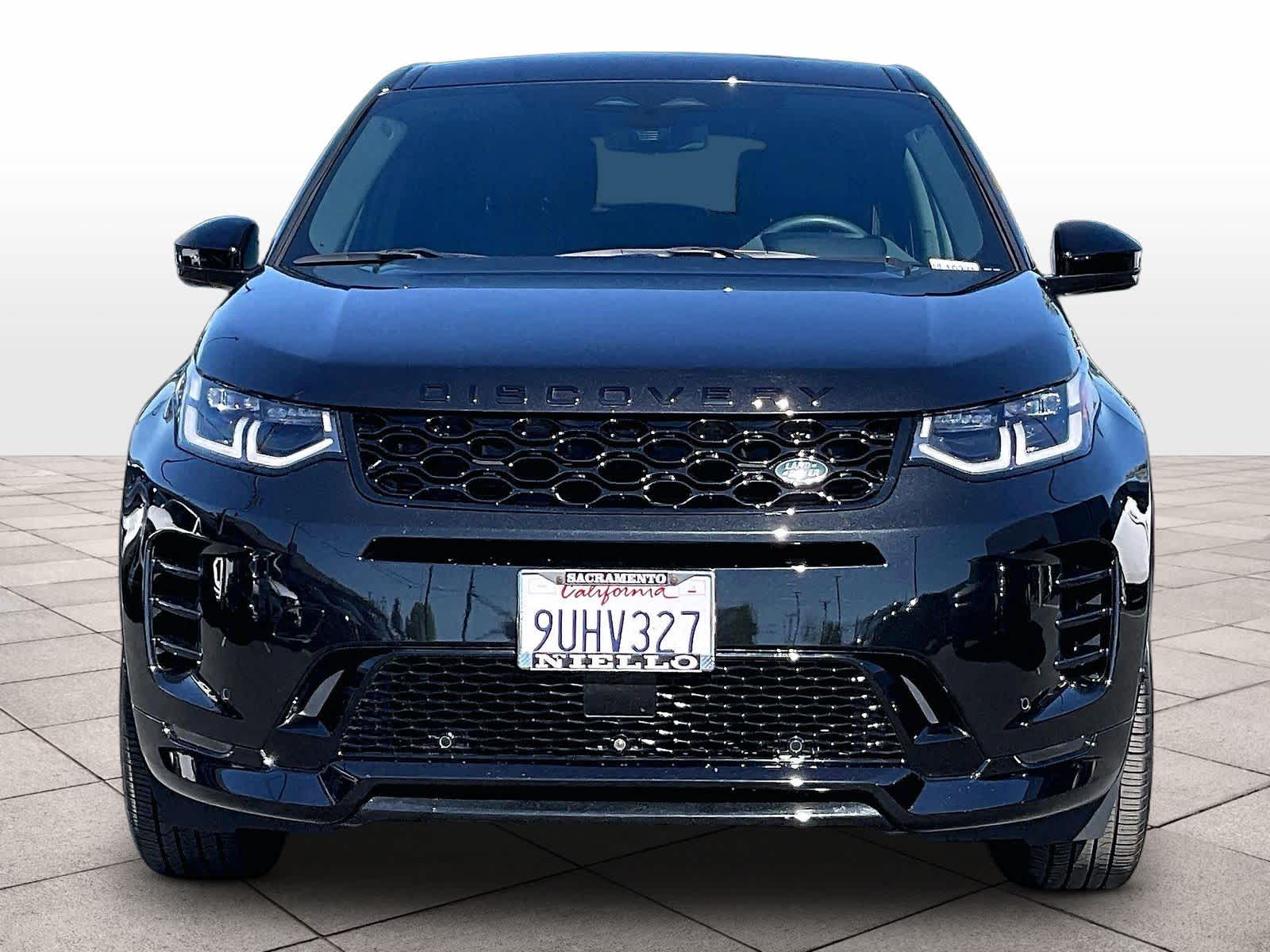 2025 Land Rover Discovery Sport Dynamic SE photo 2