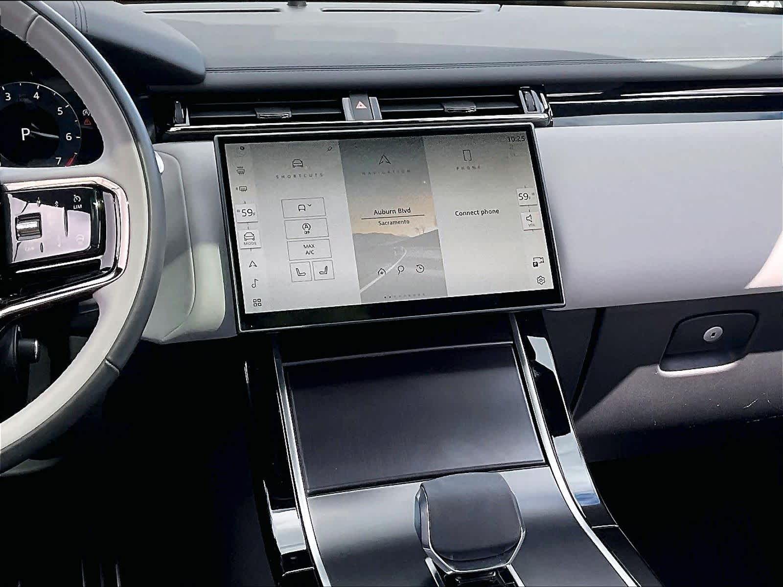 2026 Land Rover Range Rover Velar Dynamic SE photo 6