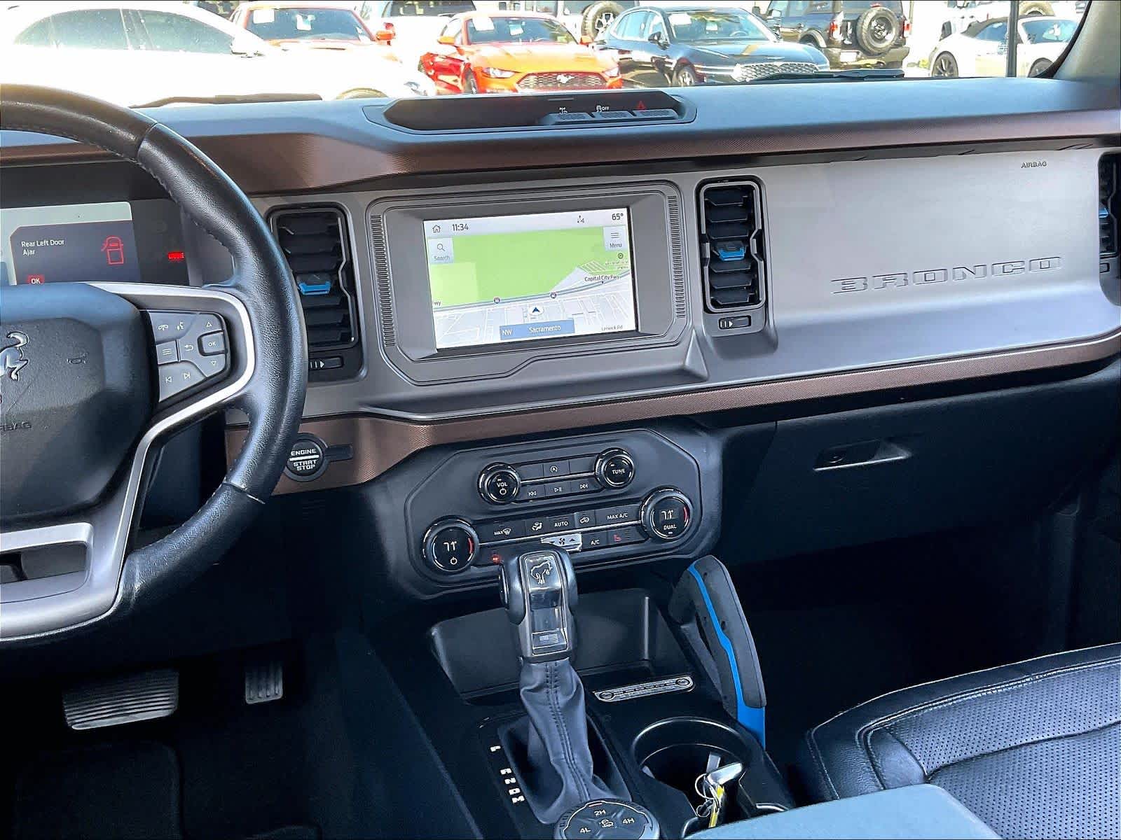 2021 Ford Bronco Outer Banks photo 6