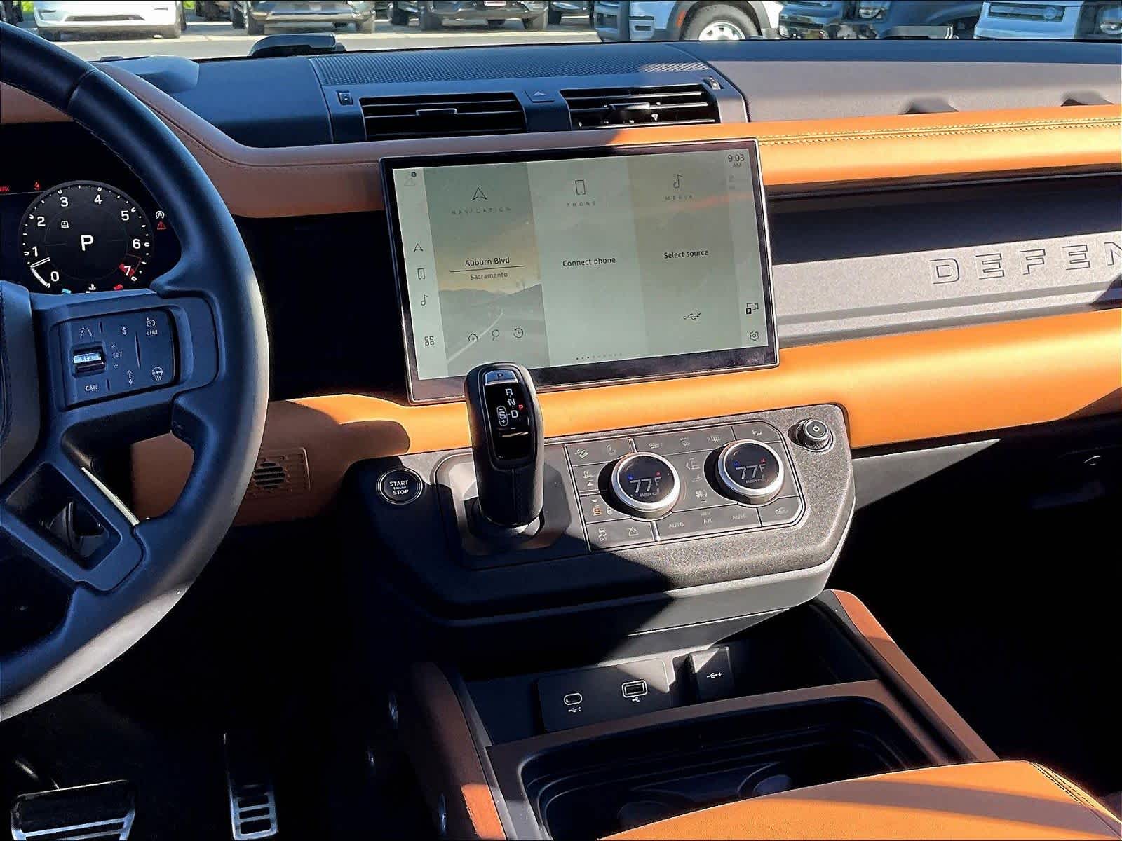 2024 Land Rover Defender X photo 6