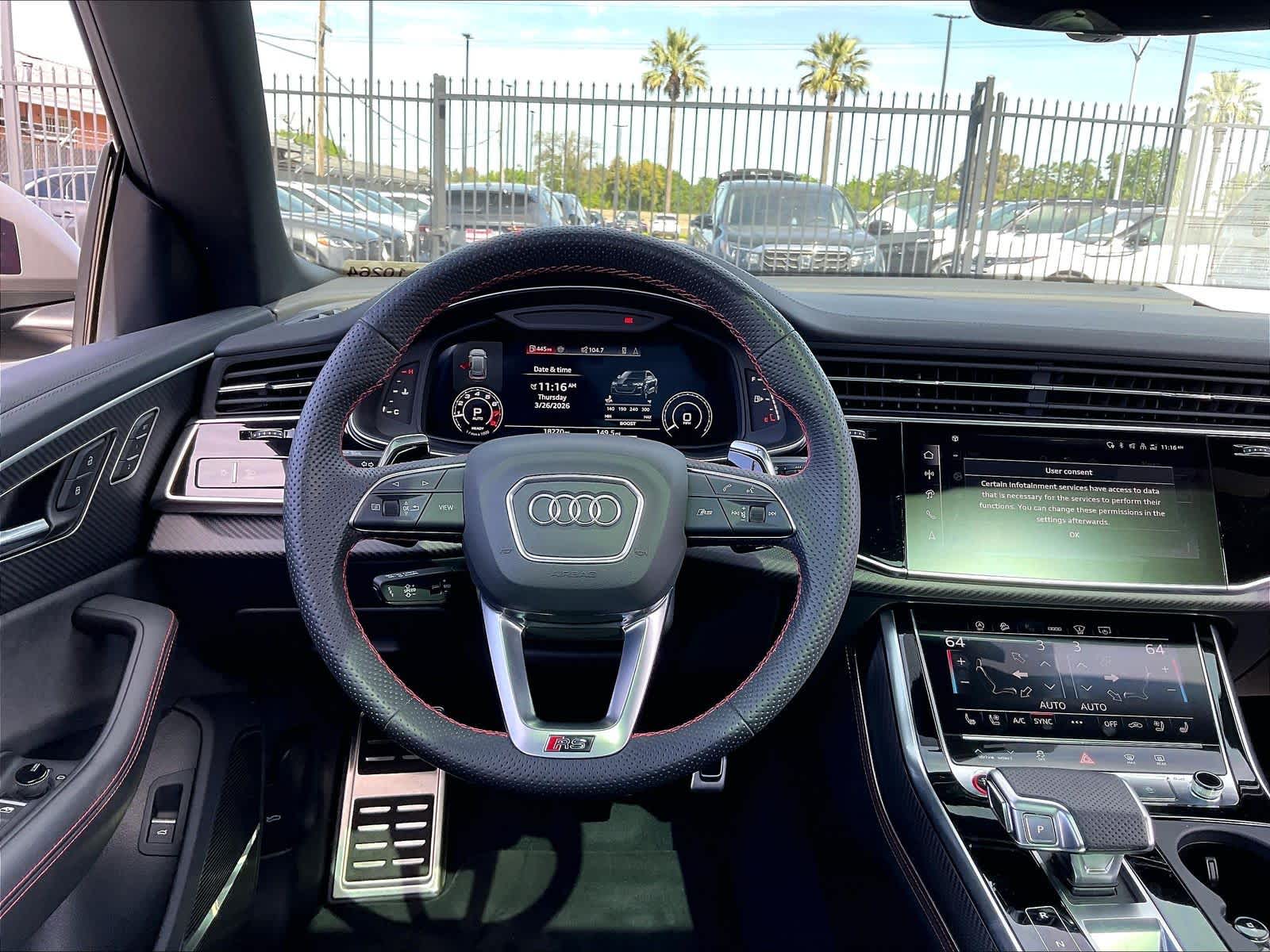 2025 Audi RS Q8 Performance photo 5