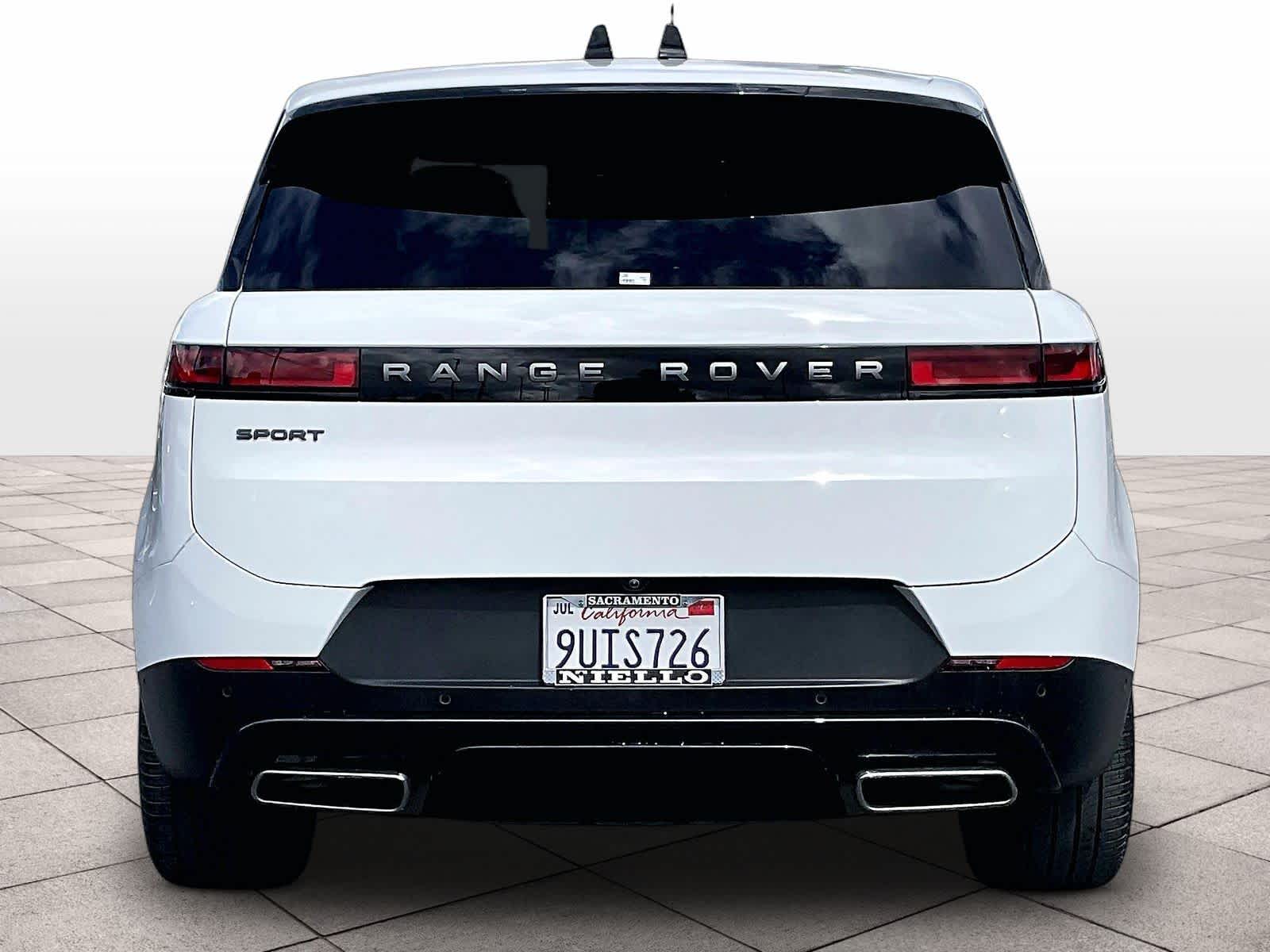2025 Land Rover Range Rover Sport photo 4
