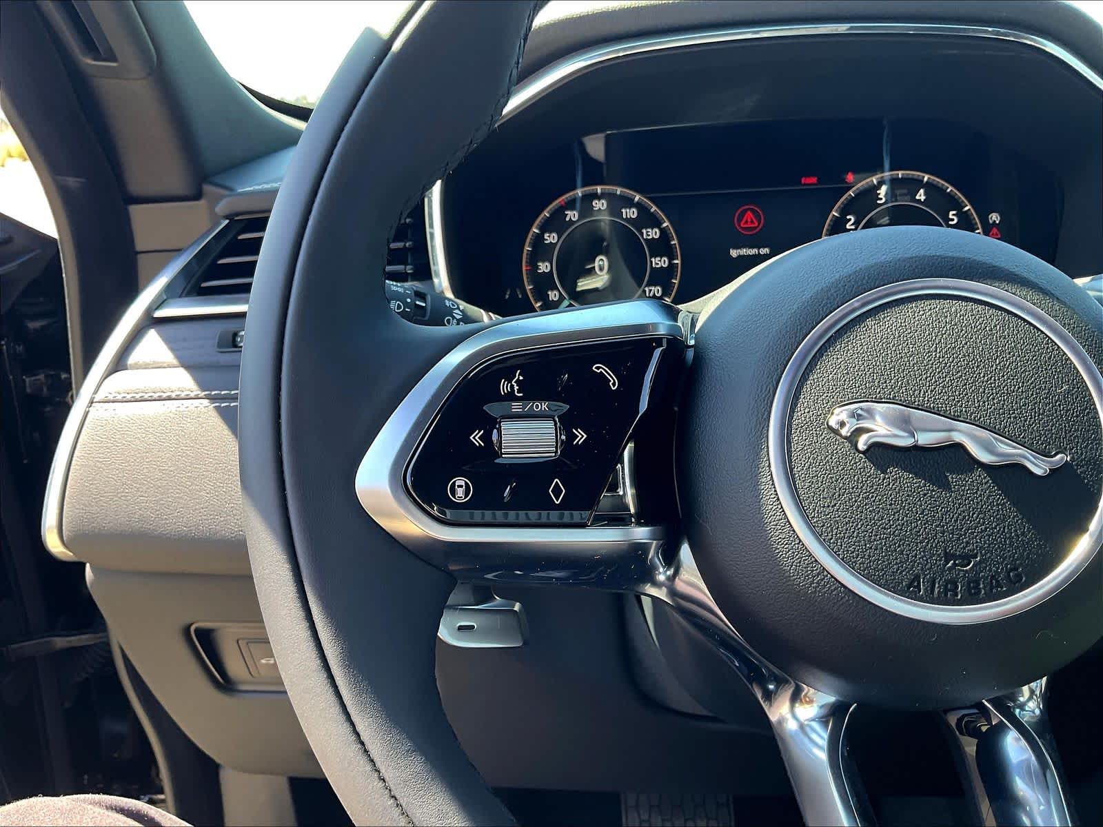 2026 Jaguar F-Pace R-Dynamic S - Photo 14