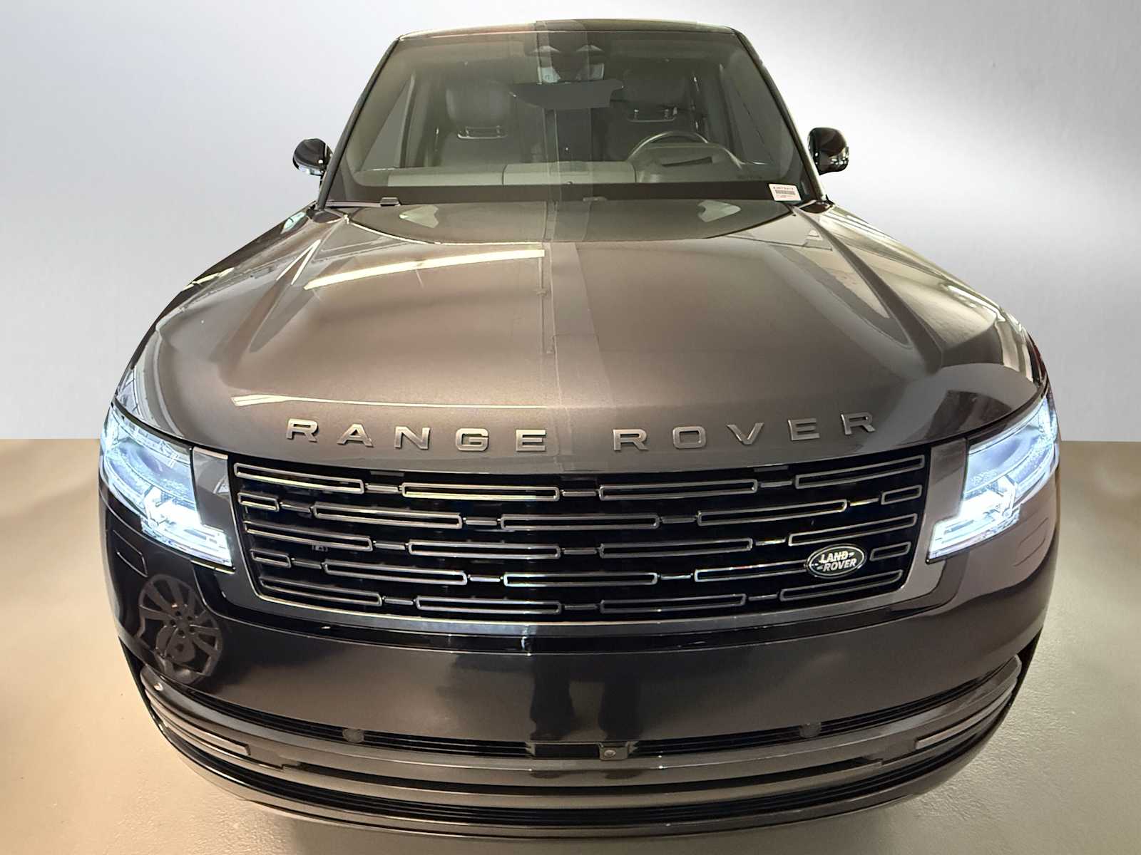 Image 7 of 2025 Land Rover Range P530 Autobiography SUV
