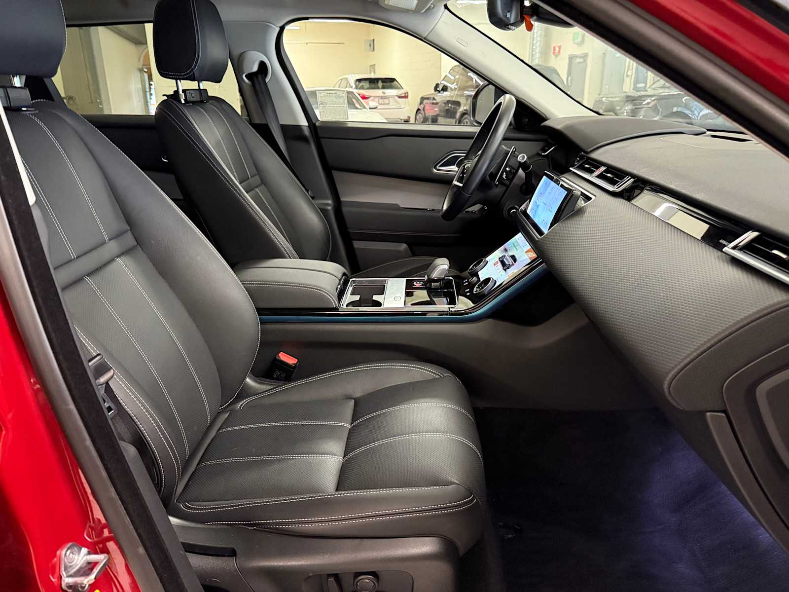 Image 10 of 2023 Land Rover Range Velar R-Dynamic S MHEV SUV