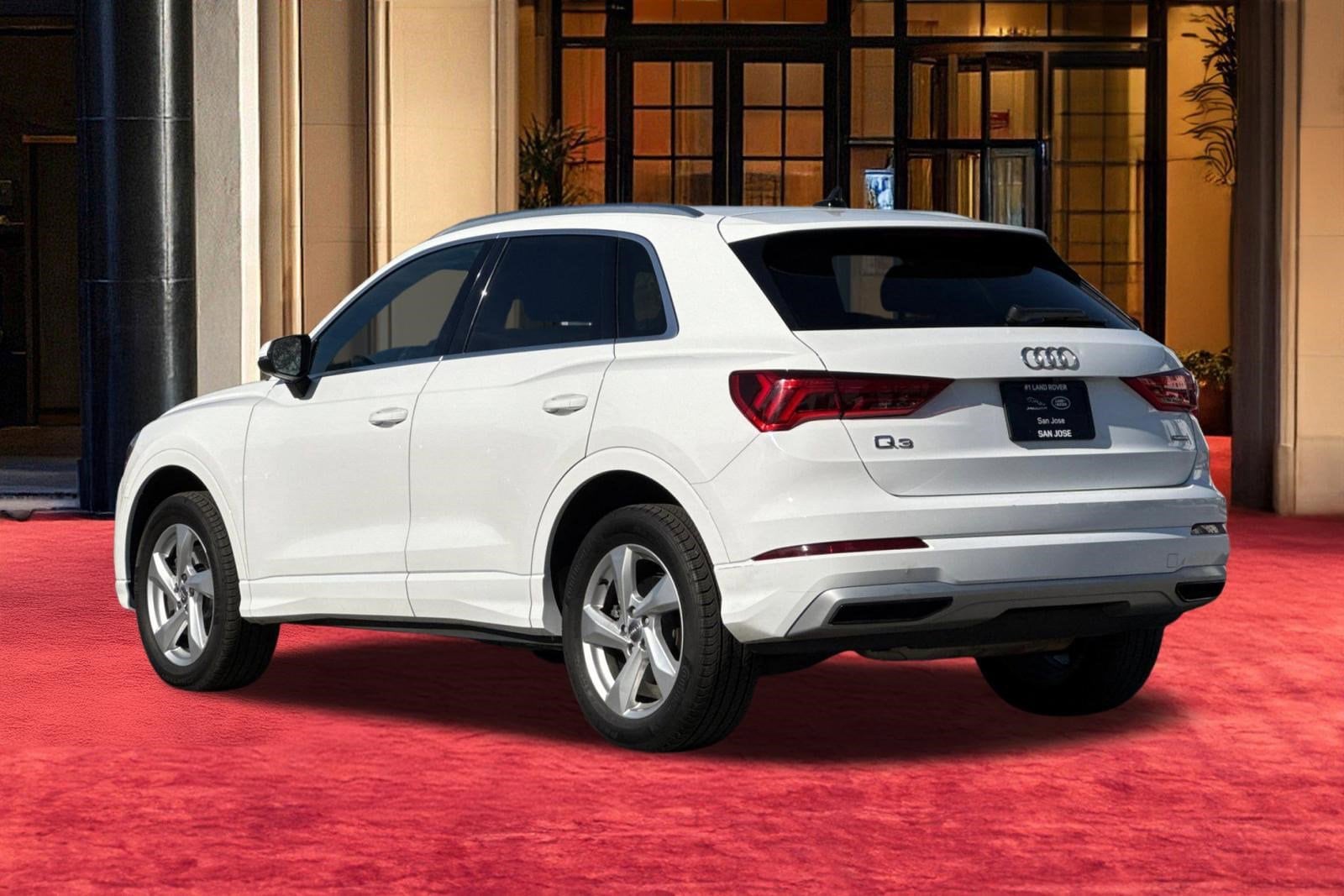 2019 Audi Q3 Premium photo 2