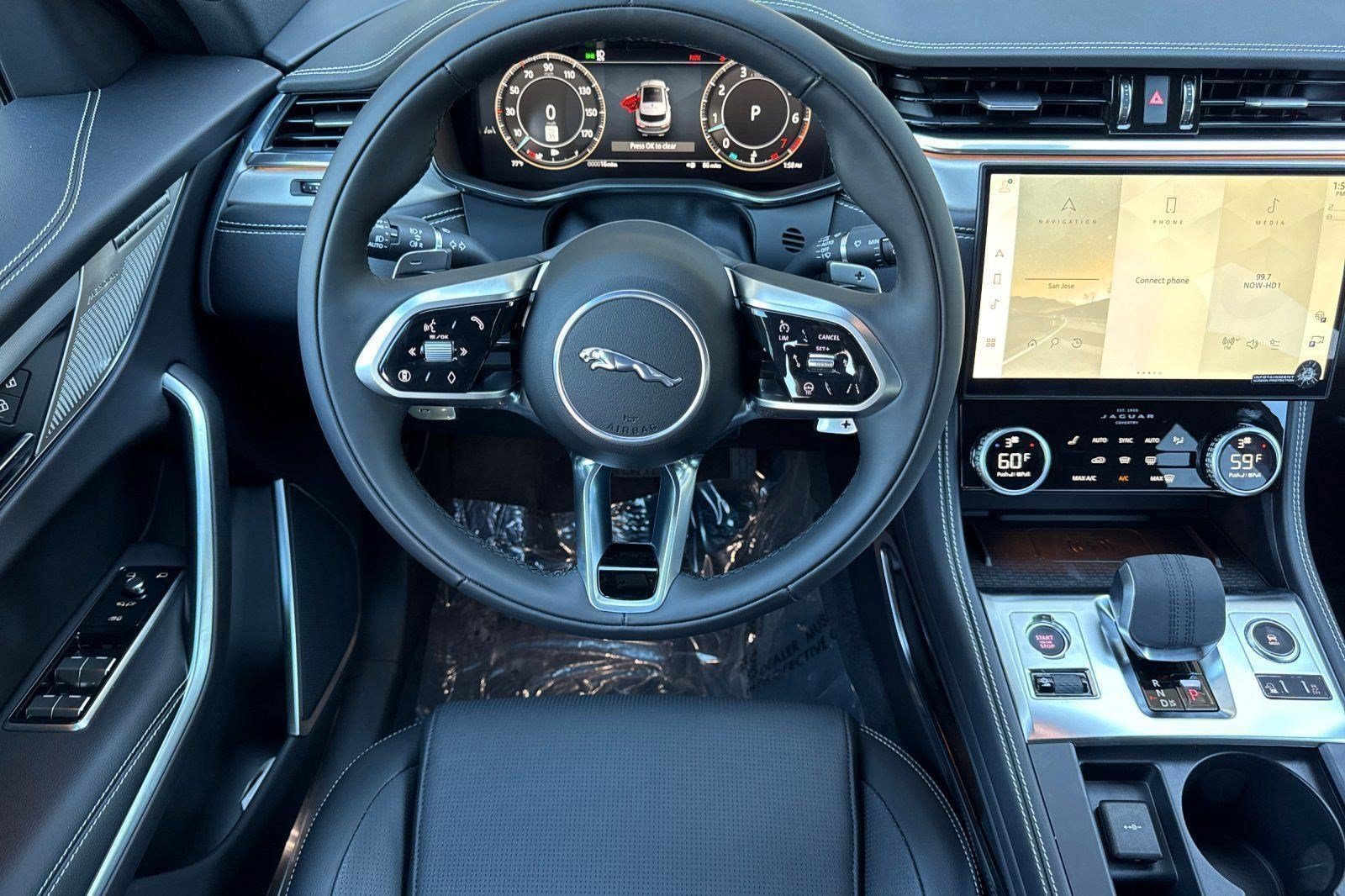 2026 Jaguar F-Pace R-Dynamic S - Photo 25