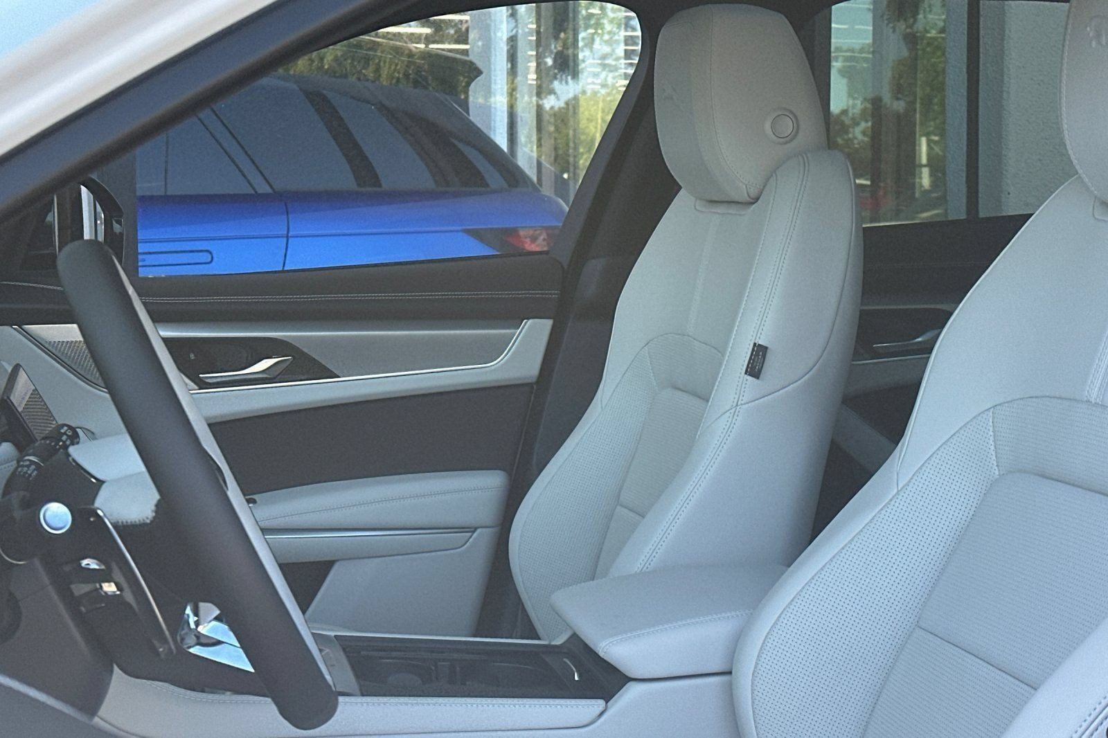 2026 Jaguar F-Pace R-Dynamic S - Photo 24