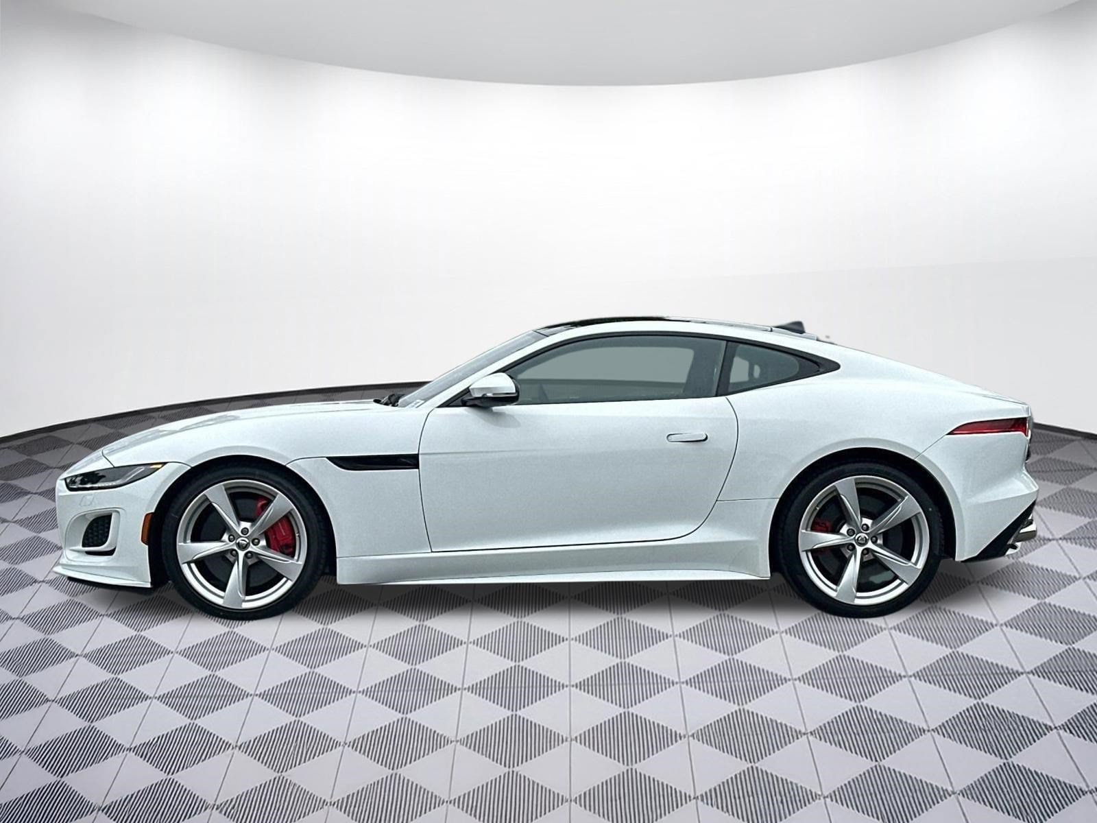 F-TYPE R-Dynamic Coupe